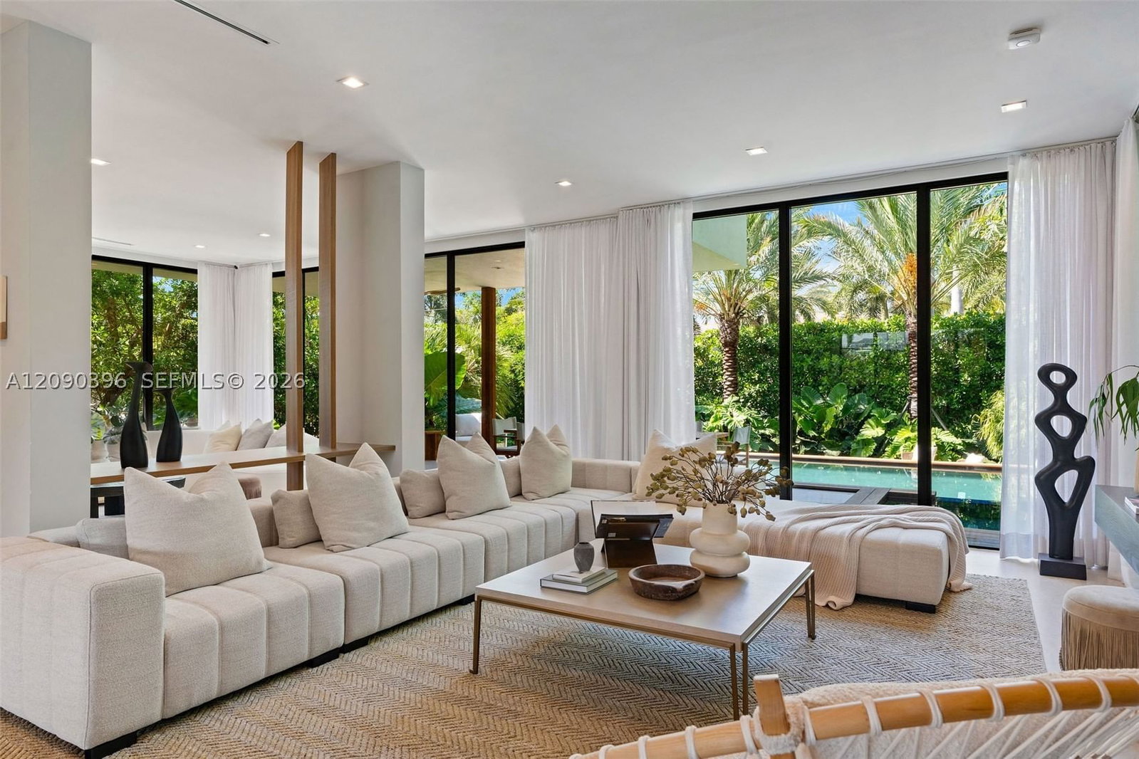 Real estate property located at 5701 Bay Rd, Miami-dade, La Gorce Golf Sub, Miami Beach, FL