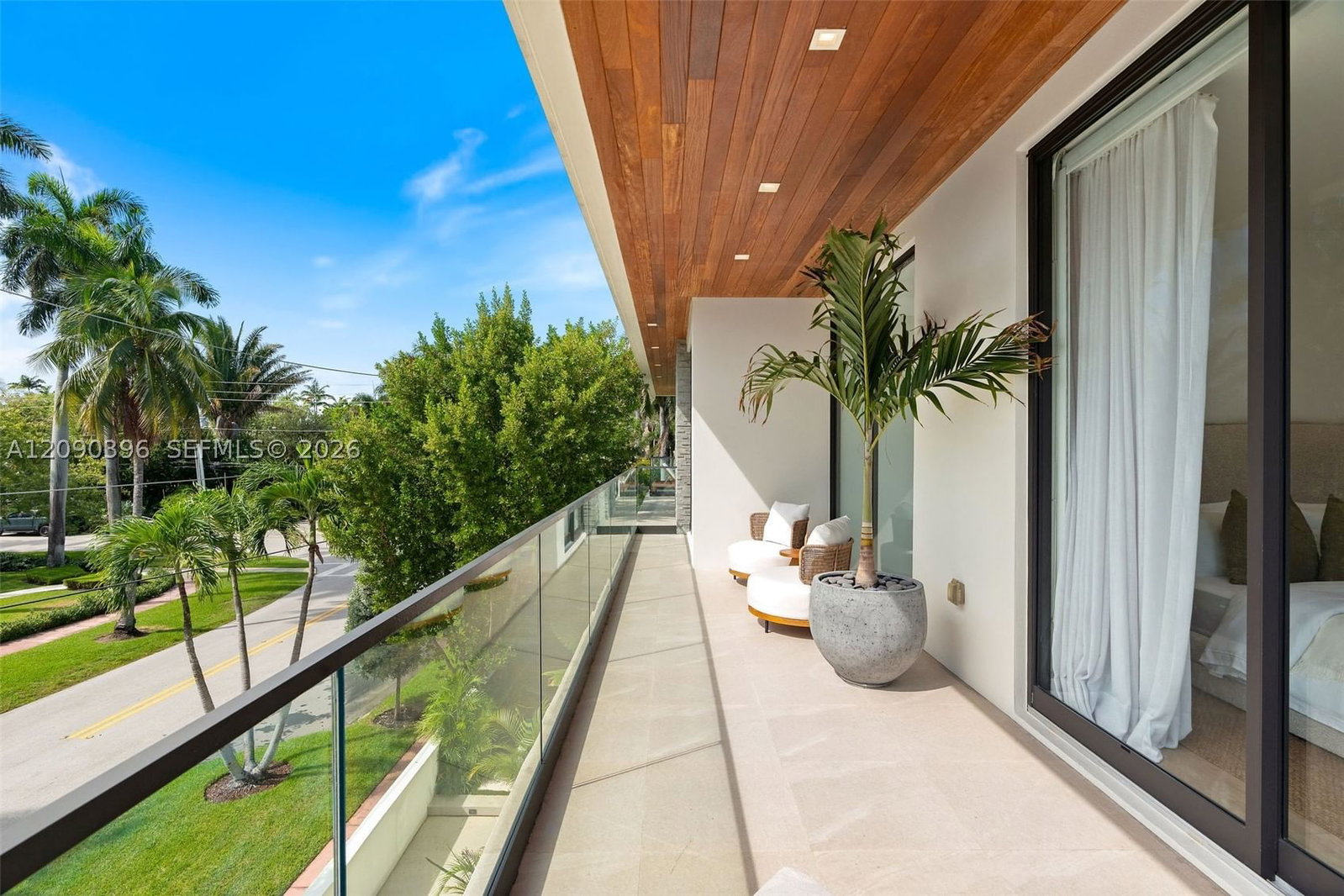 Real estate property located at 5701 Bay Rd, Miami-dade, La Gorce Golf Sub, Miami Beach, FL