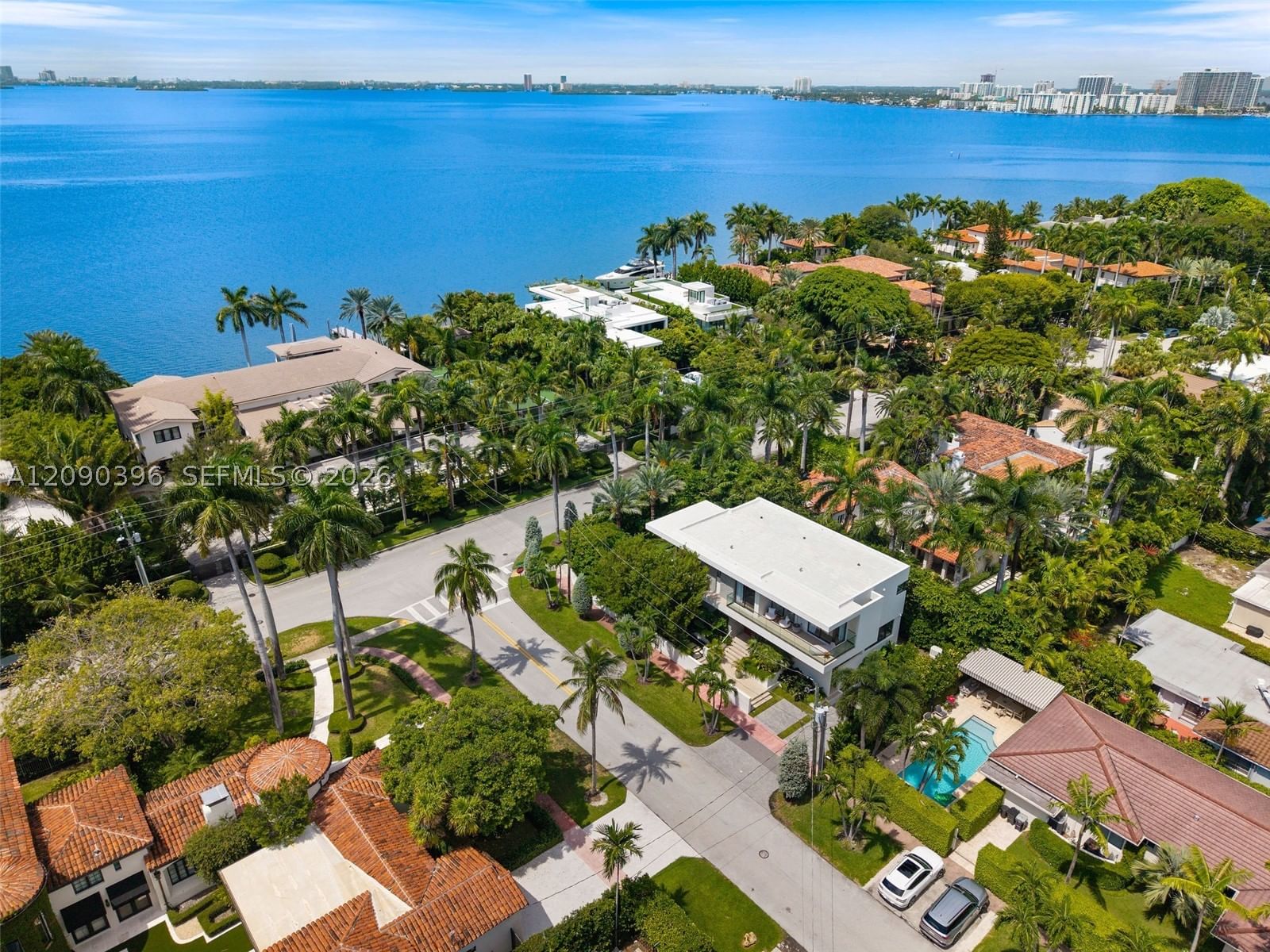 Real estate property located at 5701 Bay Rd, Miami-dade, La Gorce Golf Sub, Miami Beach, FL