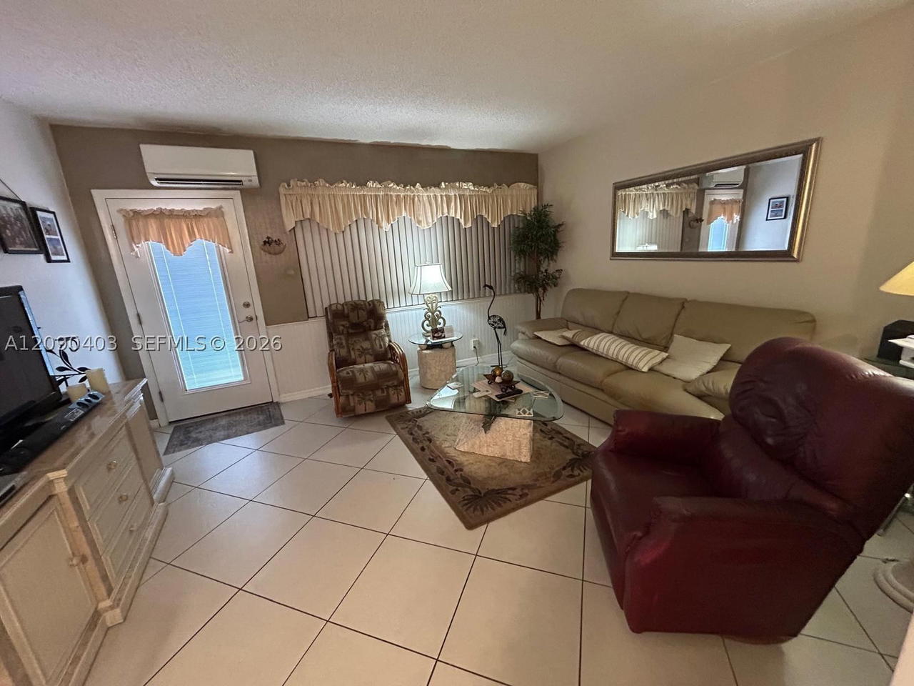 Real estate property located at 920 11th Ave #9D, Broward, Rolen Lake Gardens Co-op, Hallandale Beach, FL
