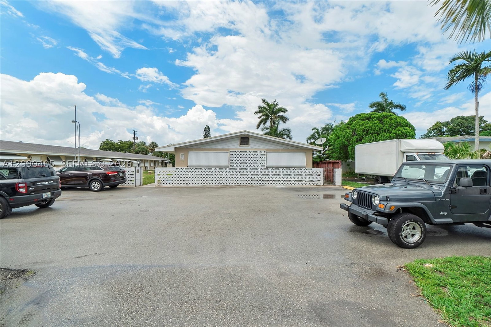 Real estate property located at 2901 Polk St #2, Broward, Orangebrook Villas Co-op, Hollywood, FL