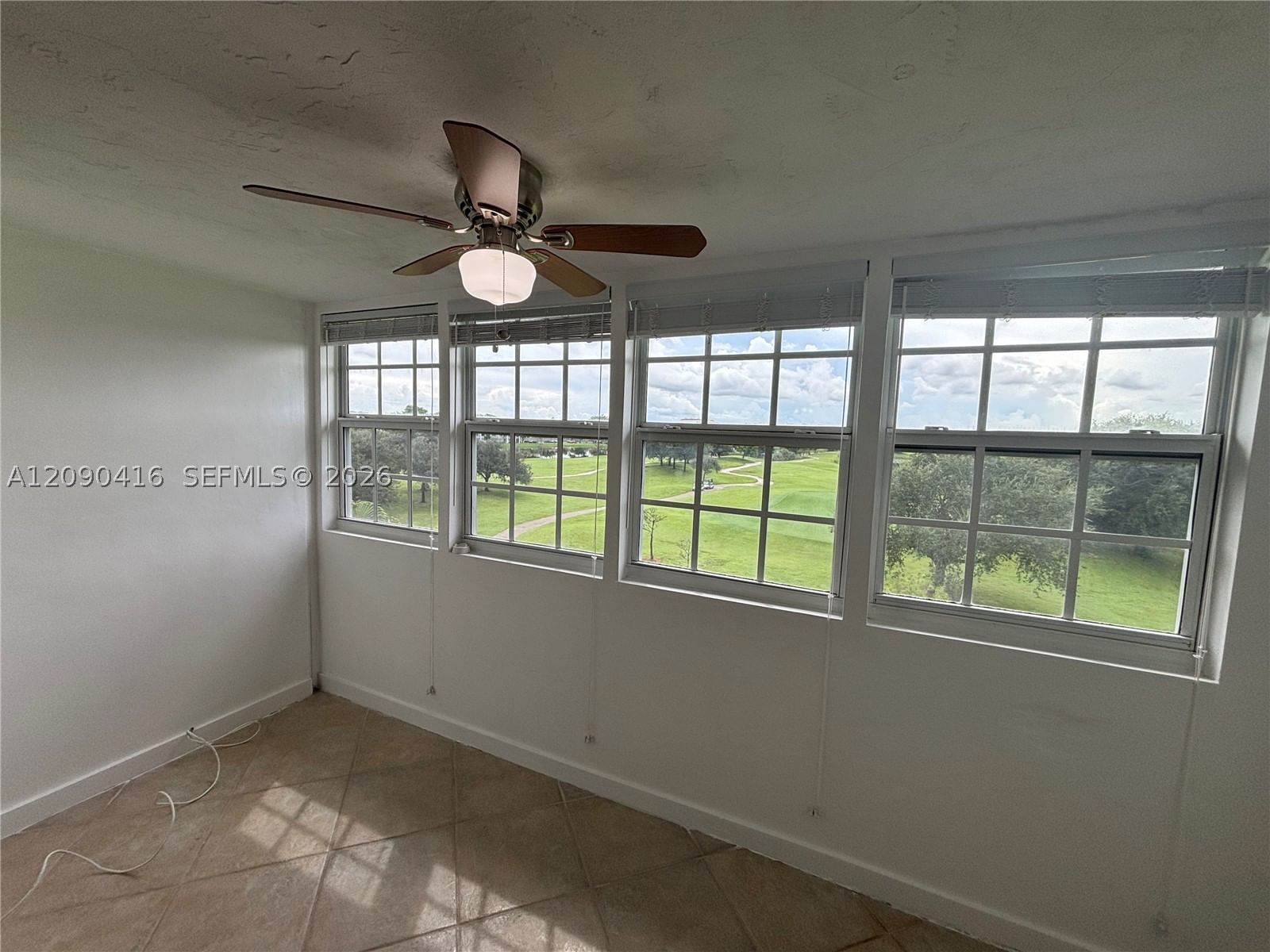 Real estate property located at 2500 81st Ave #403, Broward, Arrowhead Condo No V, Davie, FL