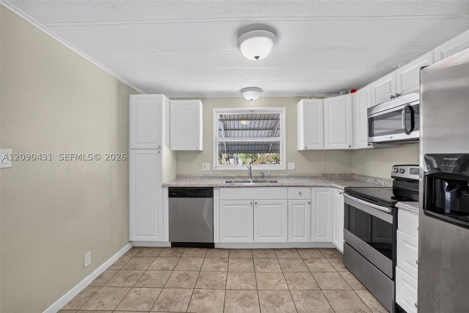 Real estate property located at 2903 Harbor Ln, Broward, Ravenswood Estates & Mari, Dania Beach, FL