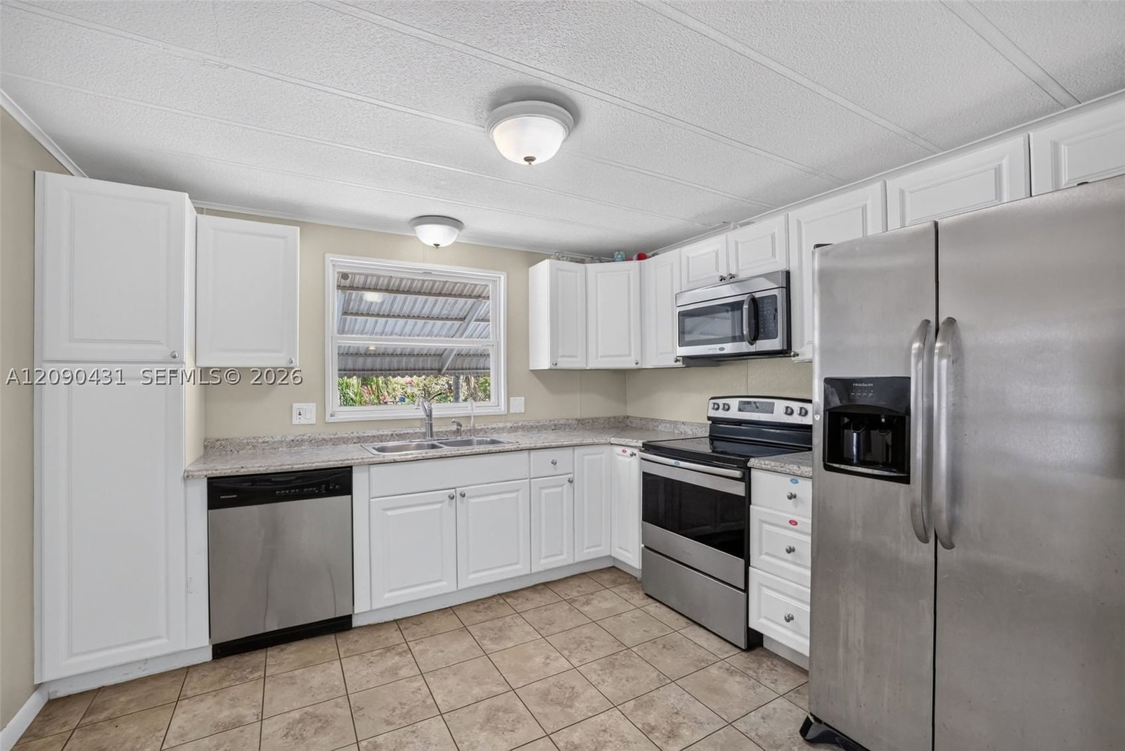 Real estate property located at 2903 Harbor Ln, Broward, Ravenswood Estates & Mari, Dania Beach, FL