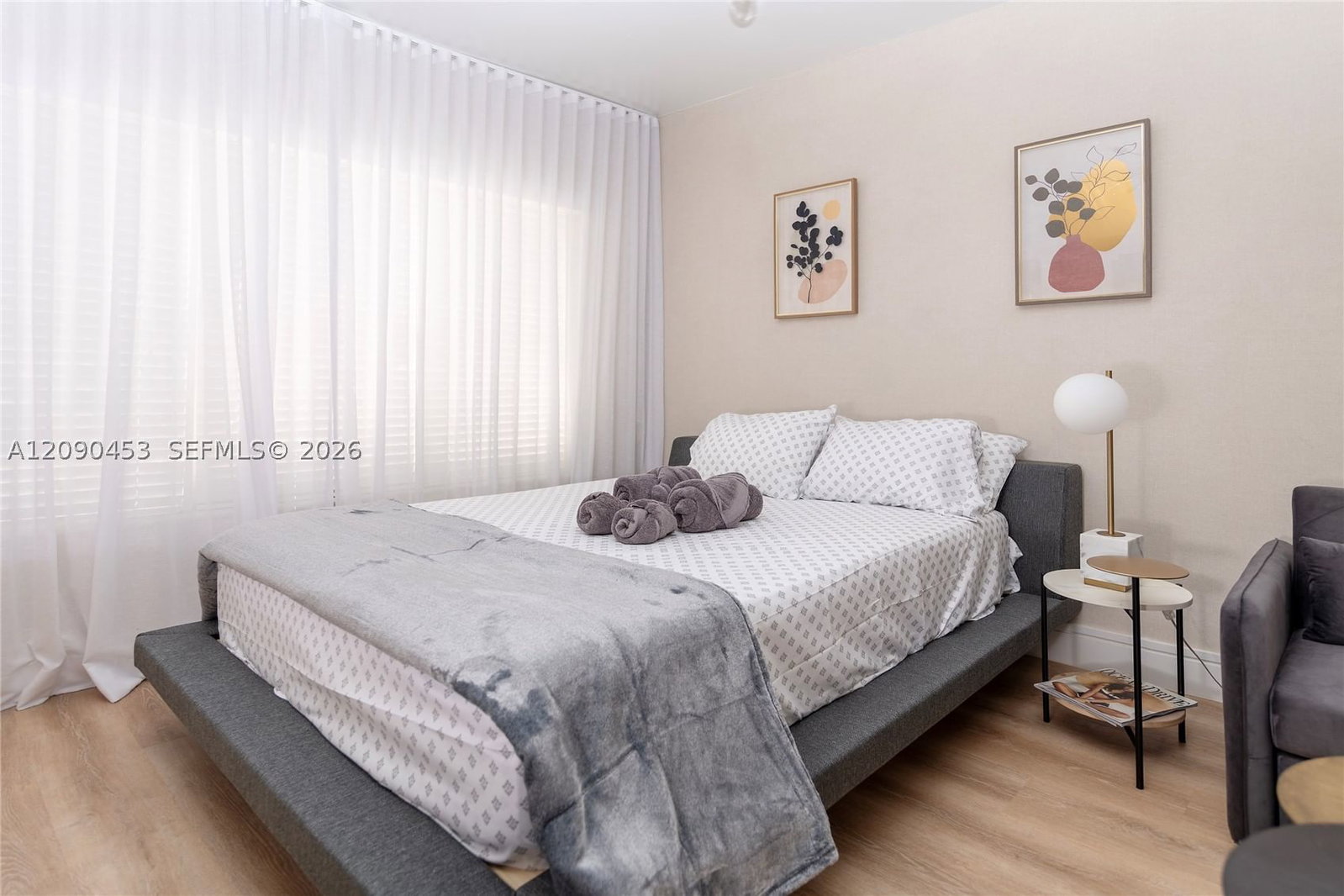 Real estate property located at 918 Ocean Dr #206, Miami-dade, 918 Ocean Drive Condo, Miami Beach, FL