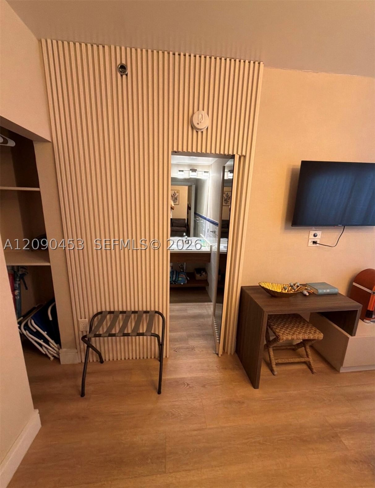 Real estate property located at 918 Ocean Dr #206, Miami-dade, 918 Ocean Drive Condo, Miami Beach, FL
