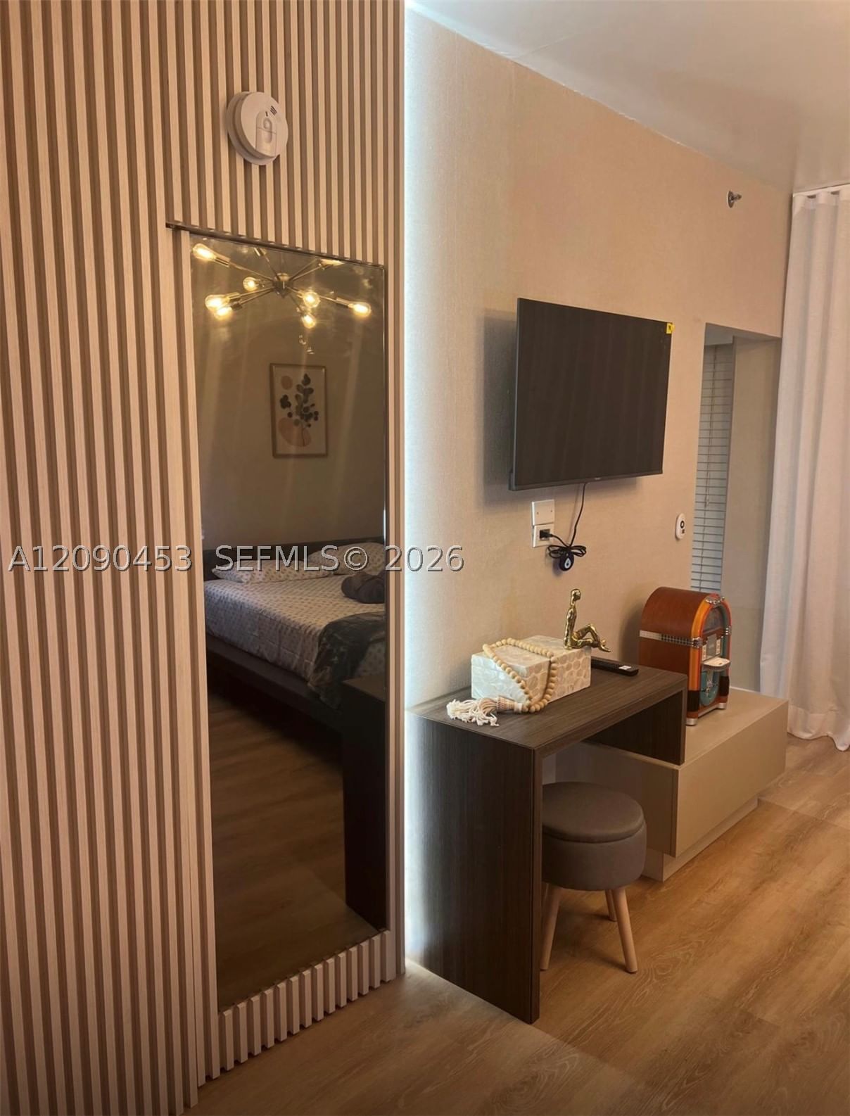 Real estate property located at 918 Ocean Dr #206, Miami-dade, 918 Ocean Drive Condo, Miami Beach, FL