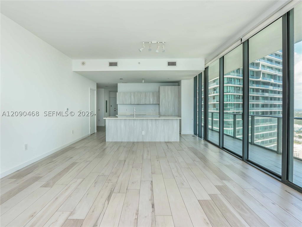 Real estate property located at 480 31st St #3507, Miami-dade, Gran Paraiso Condo, Miami, FL
