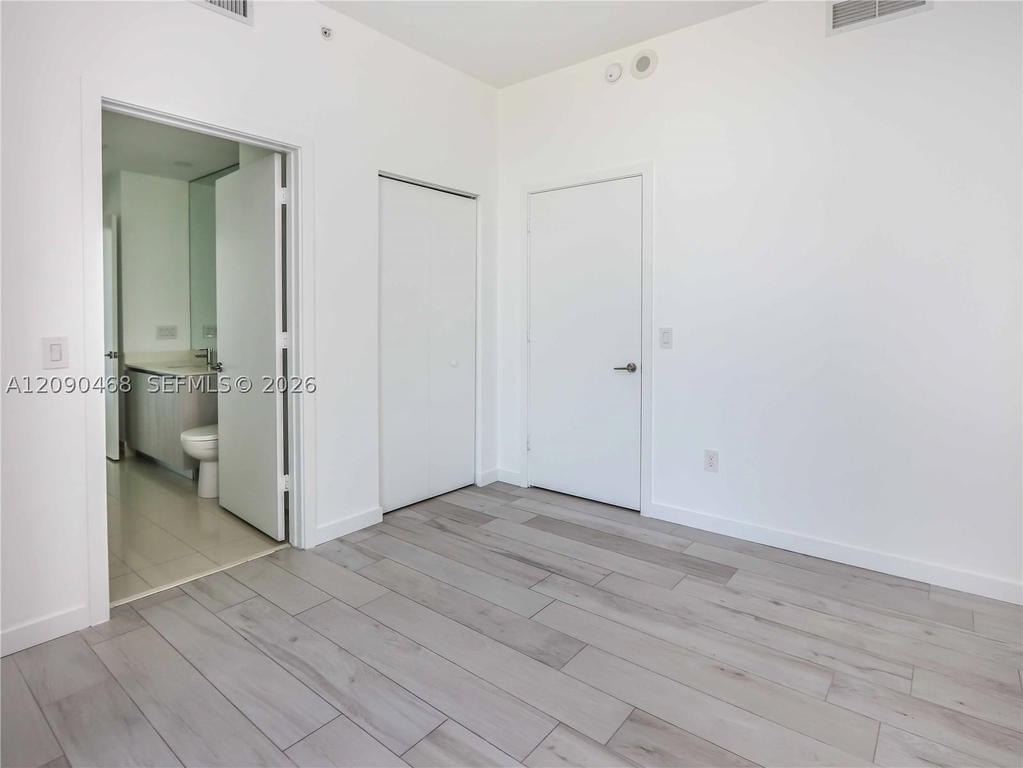 Real estate property located at 480 31st St #3507, Miami-dade, Gran Paraiso Condo, Miami, FL