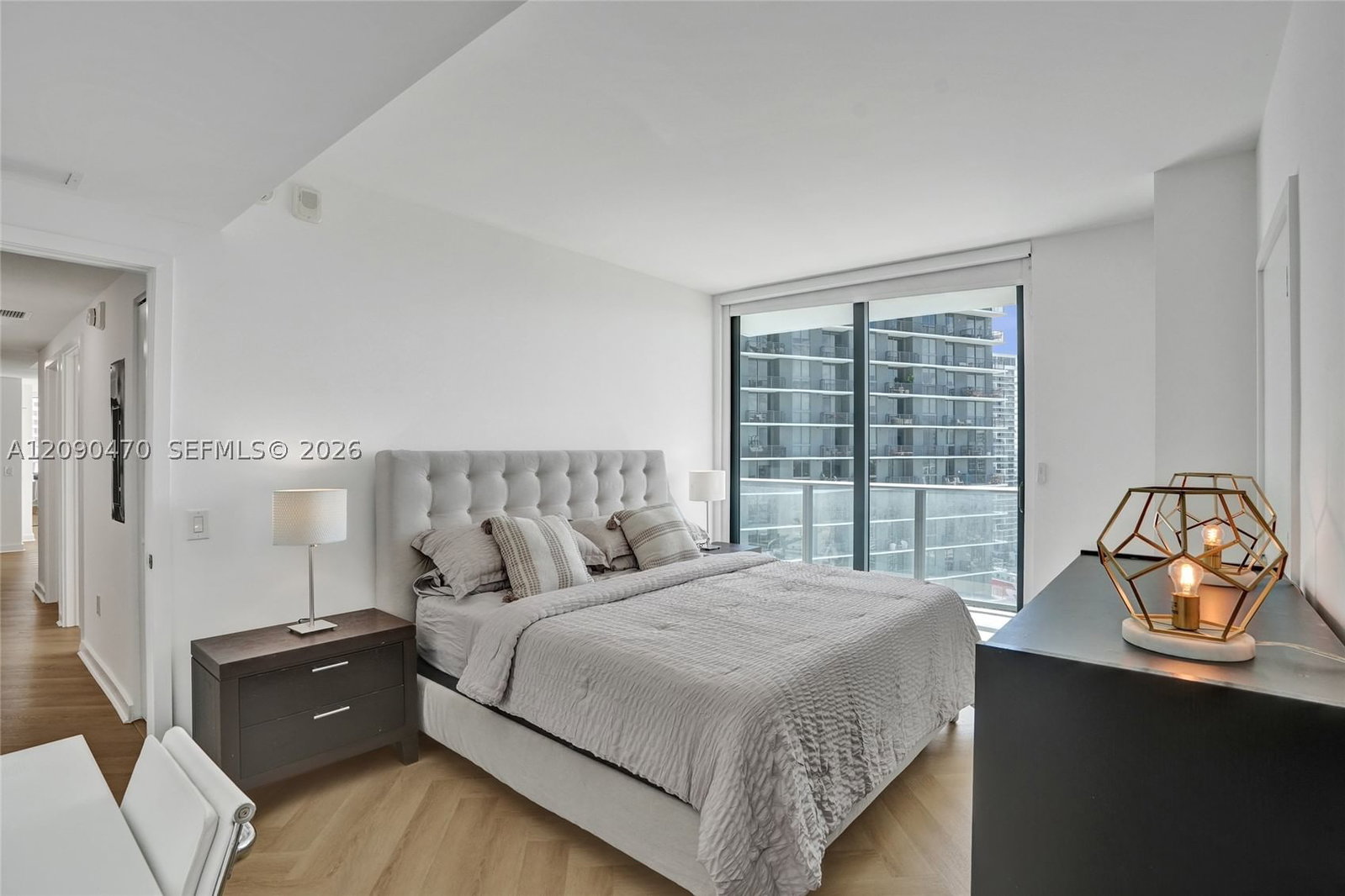 Real estate property located at 501 31st St #2808, Miami-dade, Paraiso Bayviews Condo, Miami, FL
