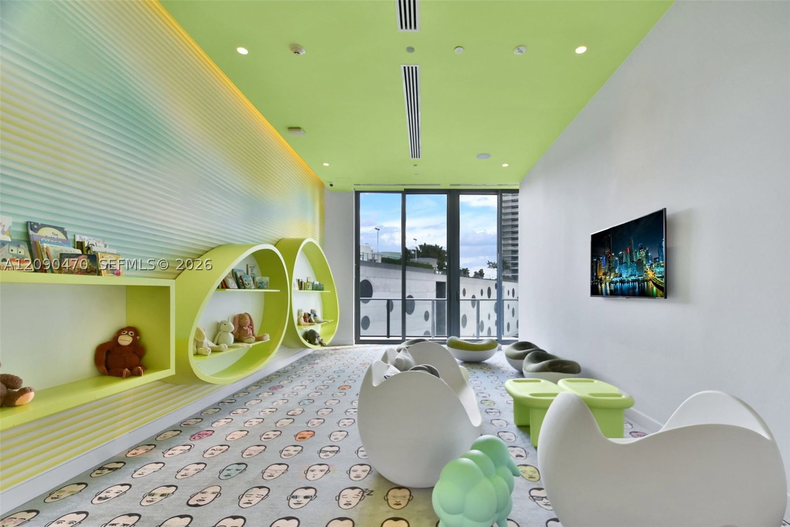 Real estate property located at 501 31st St #2808, Miami-dade, Paraiso Bayviews Condo, Miami, FL