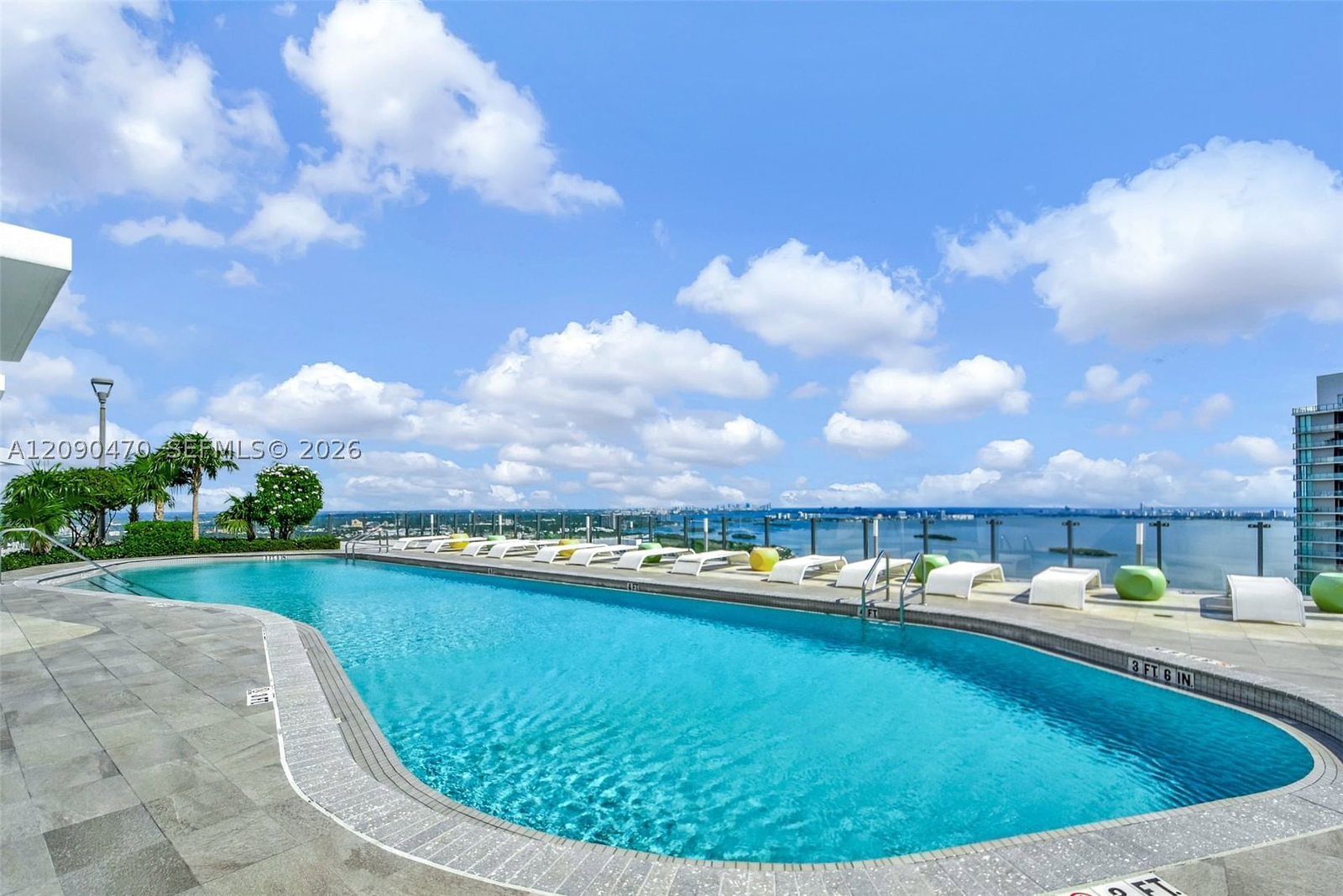 Real estate property located at 501 31st St #2808, Miami-dade, Paraiso Bayviews Condo, Miami, FL