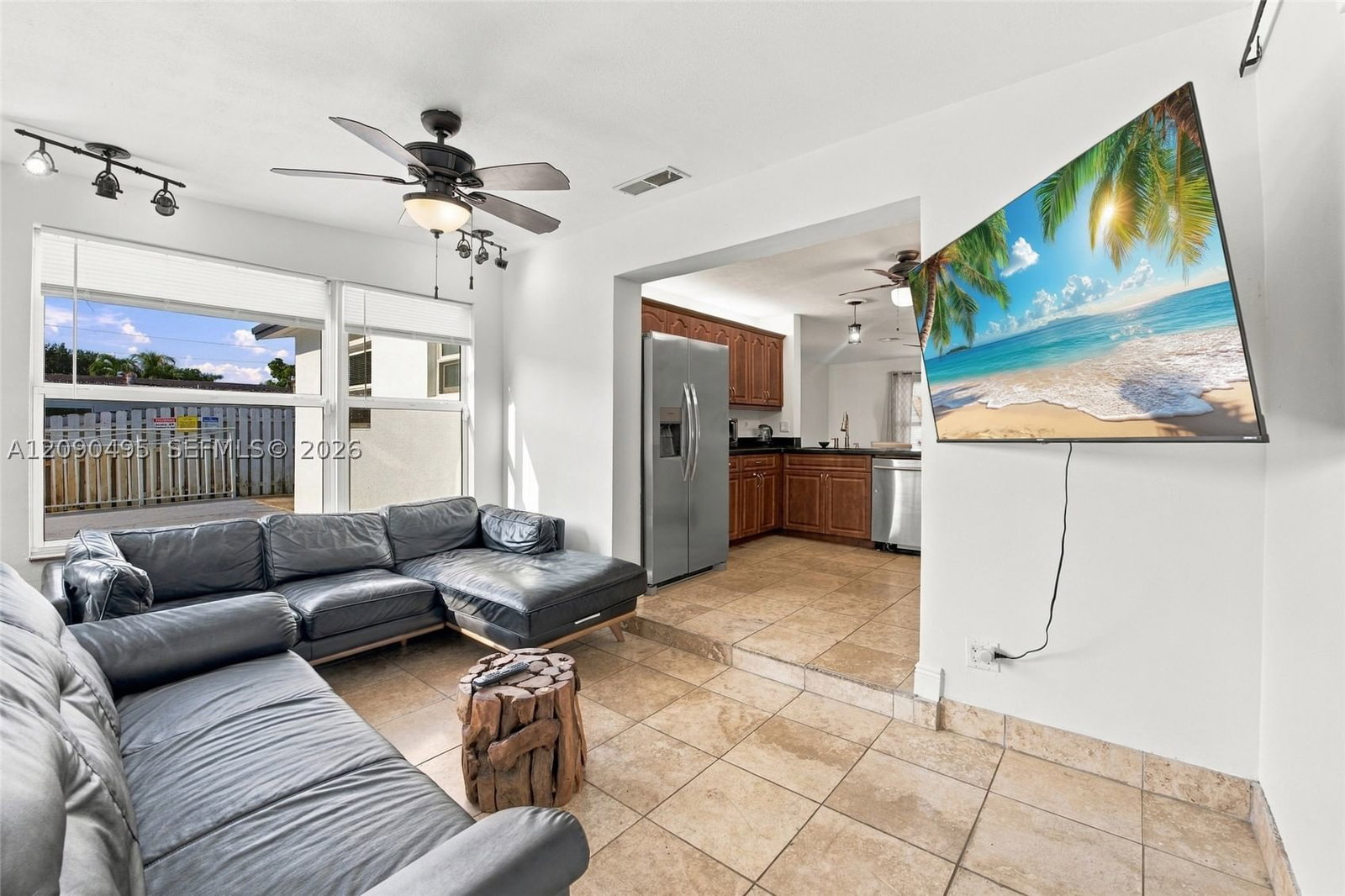 Real estate property located at 4540 28th Ter, Broward, Avon Heights, Dania Beach, FL