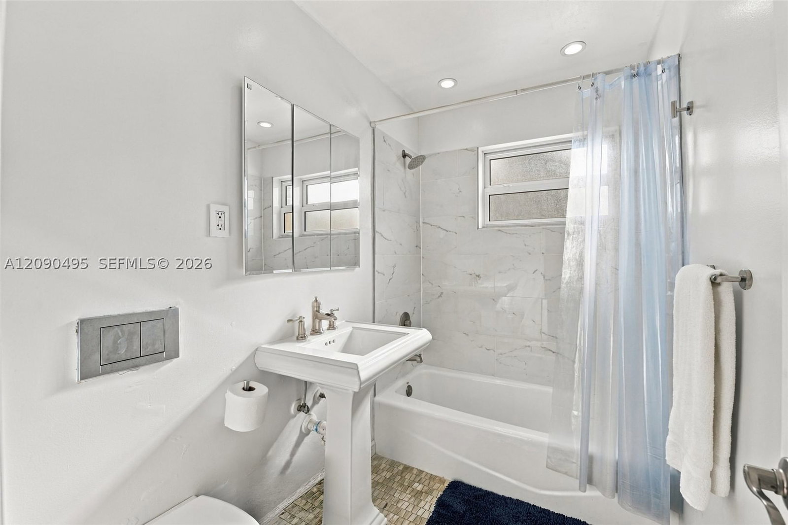 Real estate property located at 4540 28th Ter, Broward, Avon Heights, Dania Beach, FL