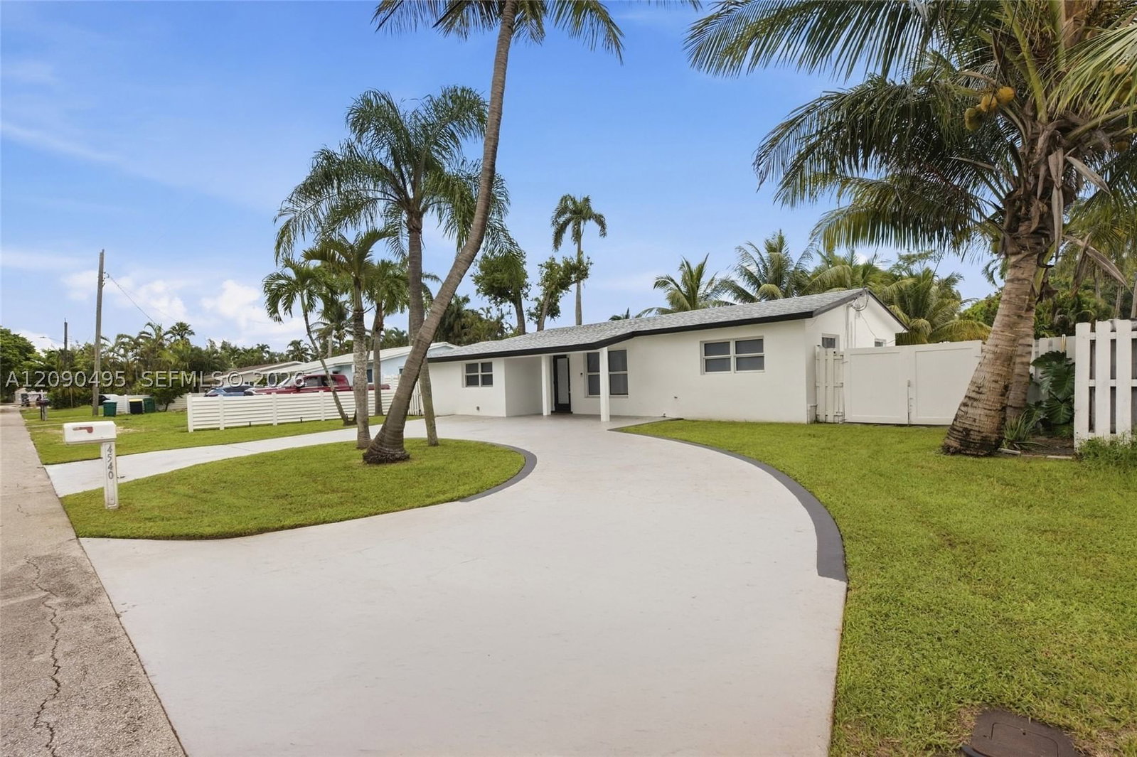 Real estate property located at 4540 28th Ter, Broward, Avon Heights, Dania Beach, FL