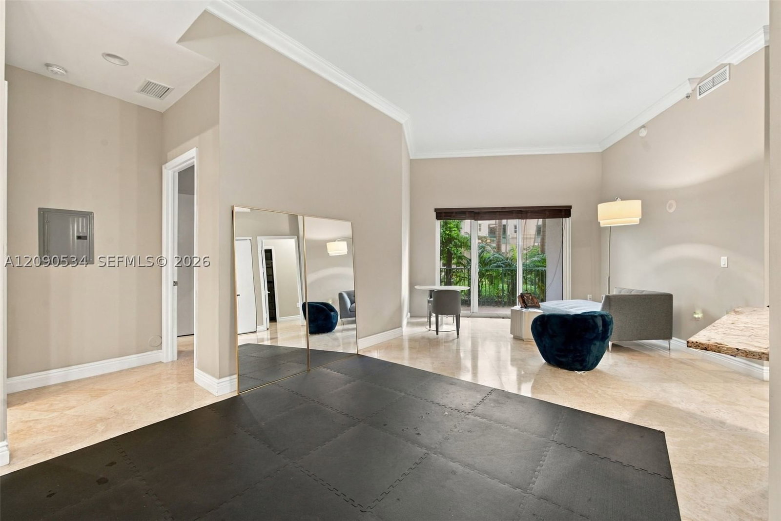 Real estate property located at 19900 Country Club Dr #116, Miami-dade, Turnberry Village So Towe, Aventura, FL