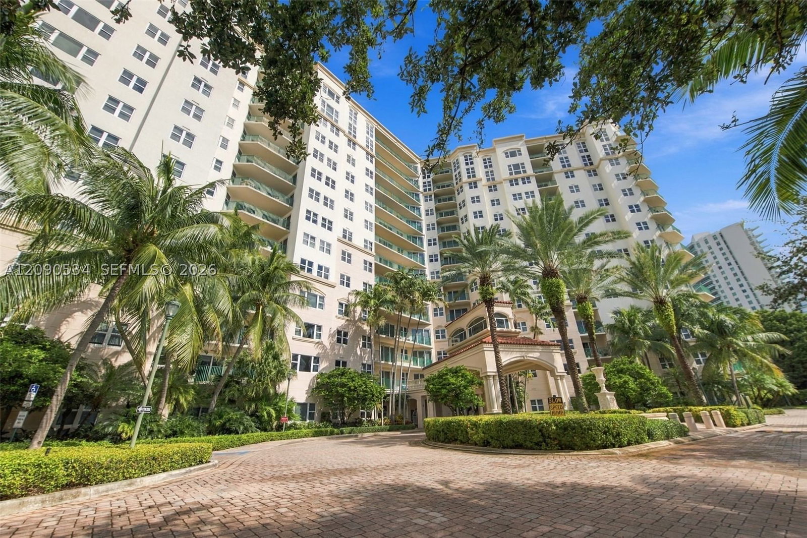Real estate property located at 19900 Country Club Dr #116, Miami-dade, Turnberry Village So Towe, Aventura, FL