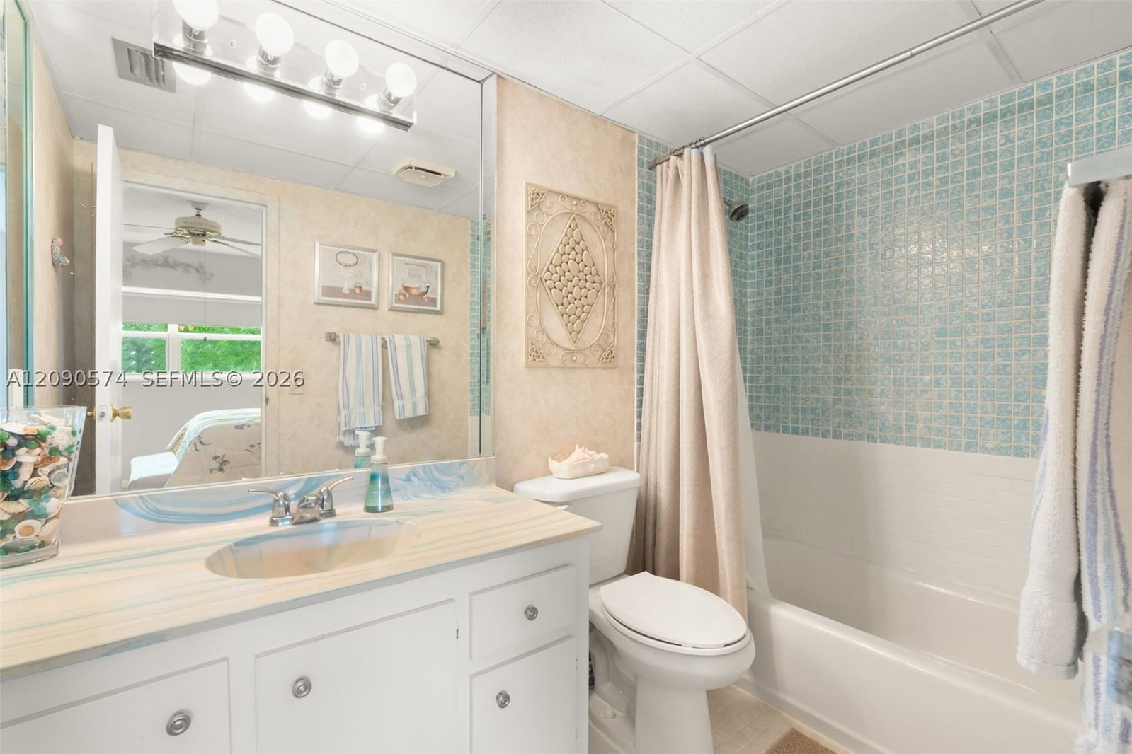 Real estate property located at 1040 Country Club Dr #208, Broward, Oriole Golf & Tennis Club, Margate, FL