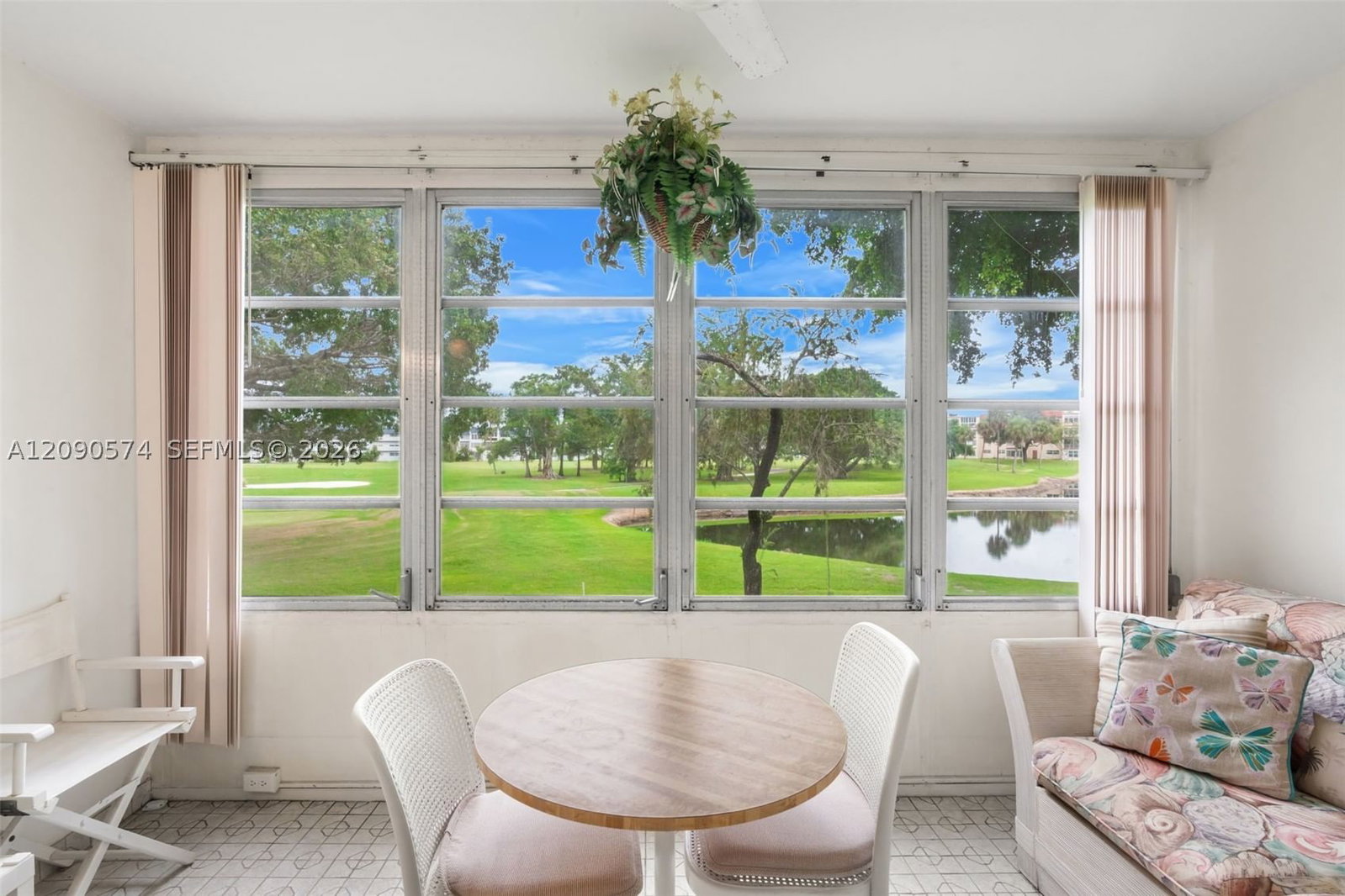 Real estate property located at 1040 Country Club Dr #208, Broward, Oriole Golf & Tennis Club, Margate, FL
