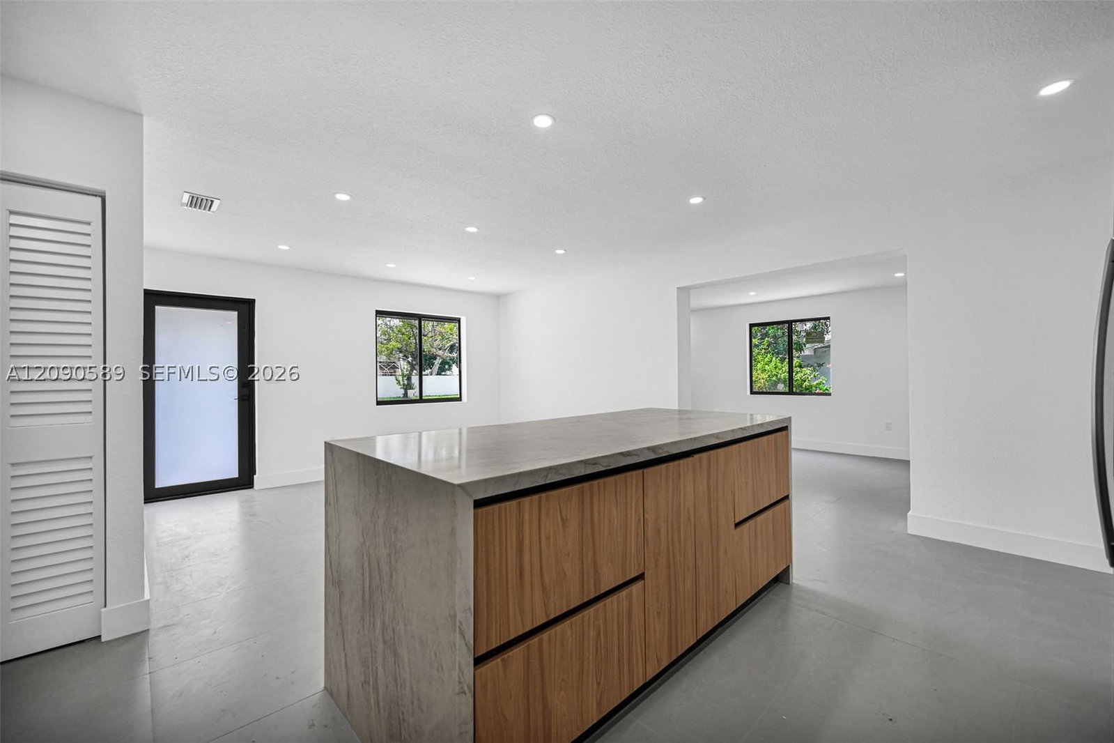 Real estate property located at 19301 52nd Ave, Miami-dade, Miami Gardens Manor Sec 5, Miami Gardens, FL