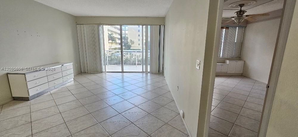 Real estate property located at 18041 Biscayne Blvd #203, Miami-dade, Del Prado Marina, Aventura, FL