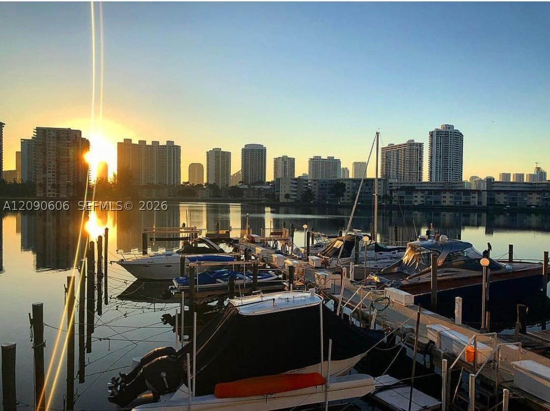 Real estate property located at 18041 Biscayne Blvd #203, Miami-dade, Del Prado Marina, Aventura, FL