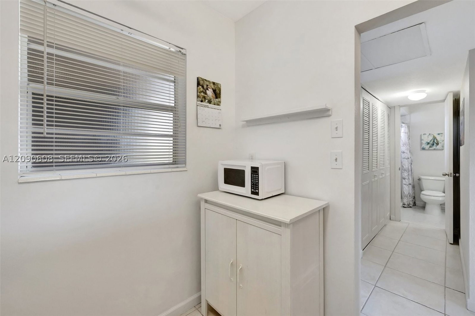 Real estate property located at 5002 35th St #306, Broward, Usnee Gardens Condo, Lauderdale Lakes, FL
