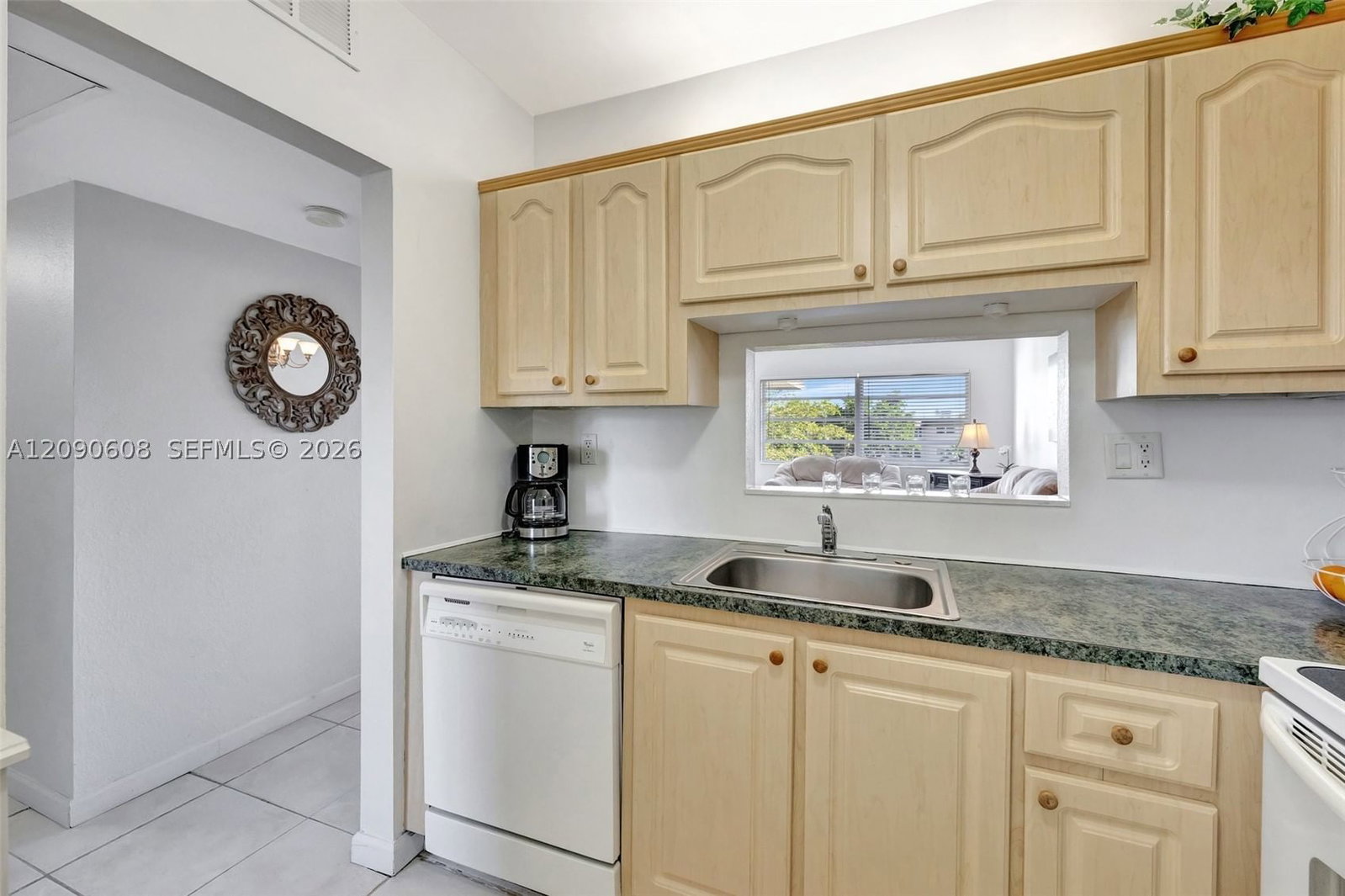 Real estate property located at 5002 35th St #306, Broward, Usnee Gardens Condo, Lauderdale Lakes, FL