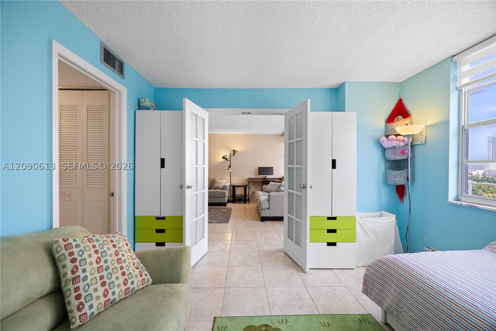 Real estate property located at 251 174th St #812, Miami-dade, Winston Towers 200, Sunny Isles Beach, FL