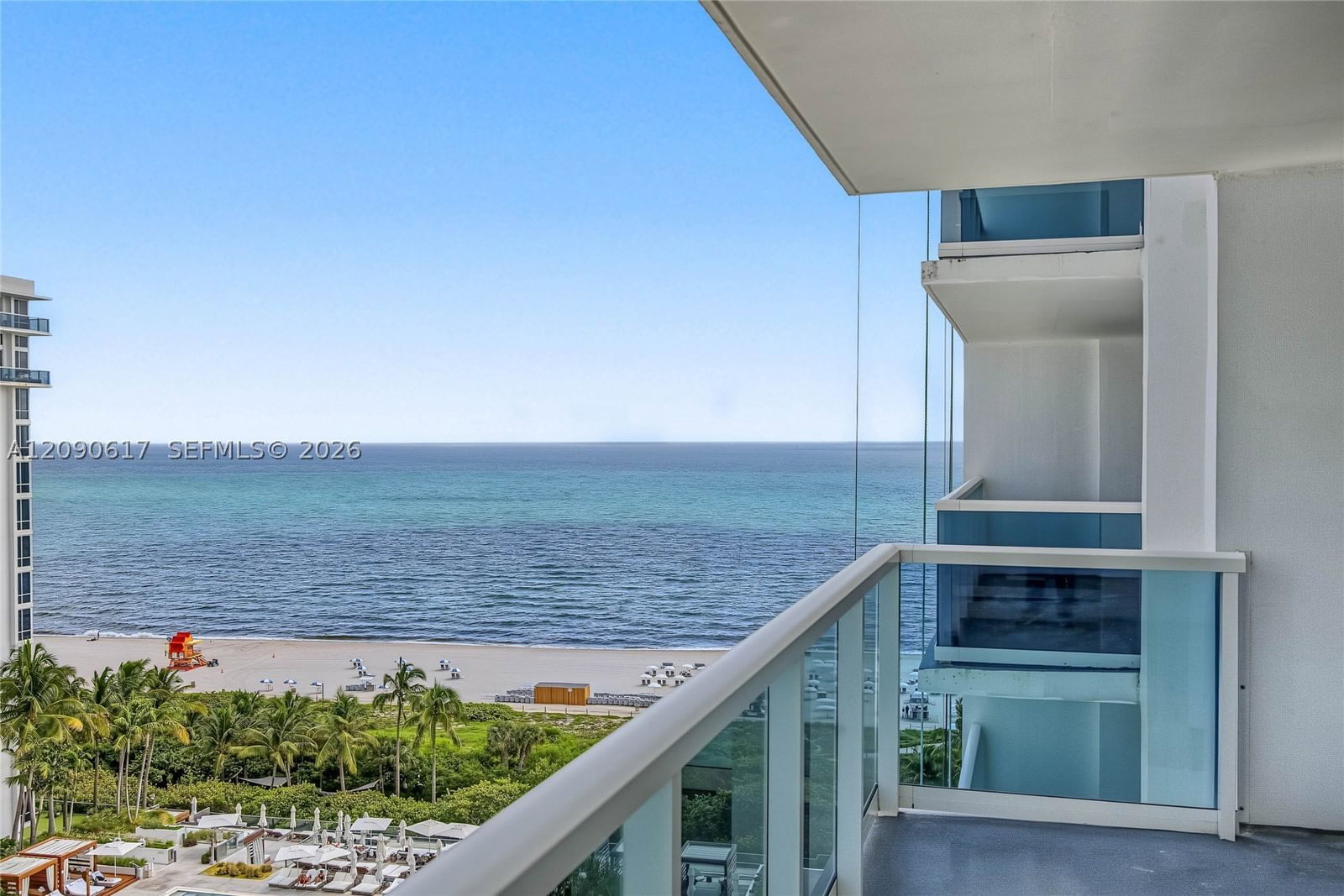 Real estate property located at 2301 Collins Ave #1420, Miami-dade, Roney Palace, Miami Beach, FL