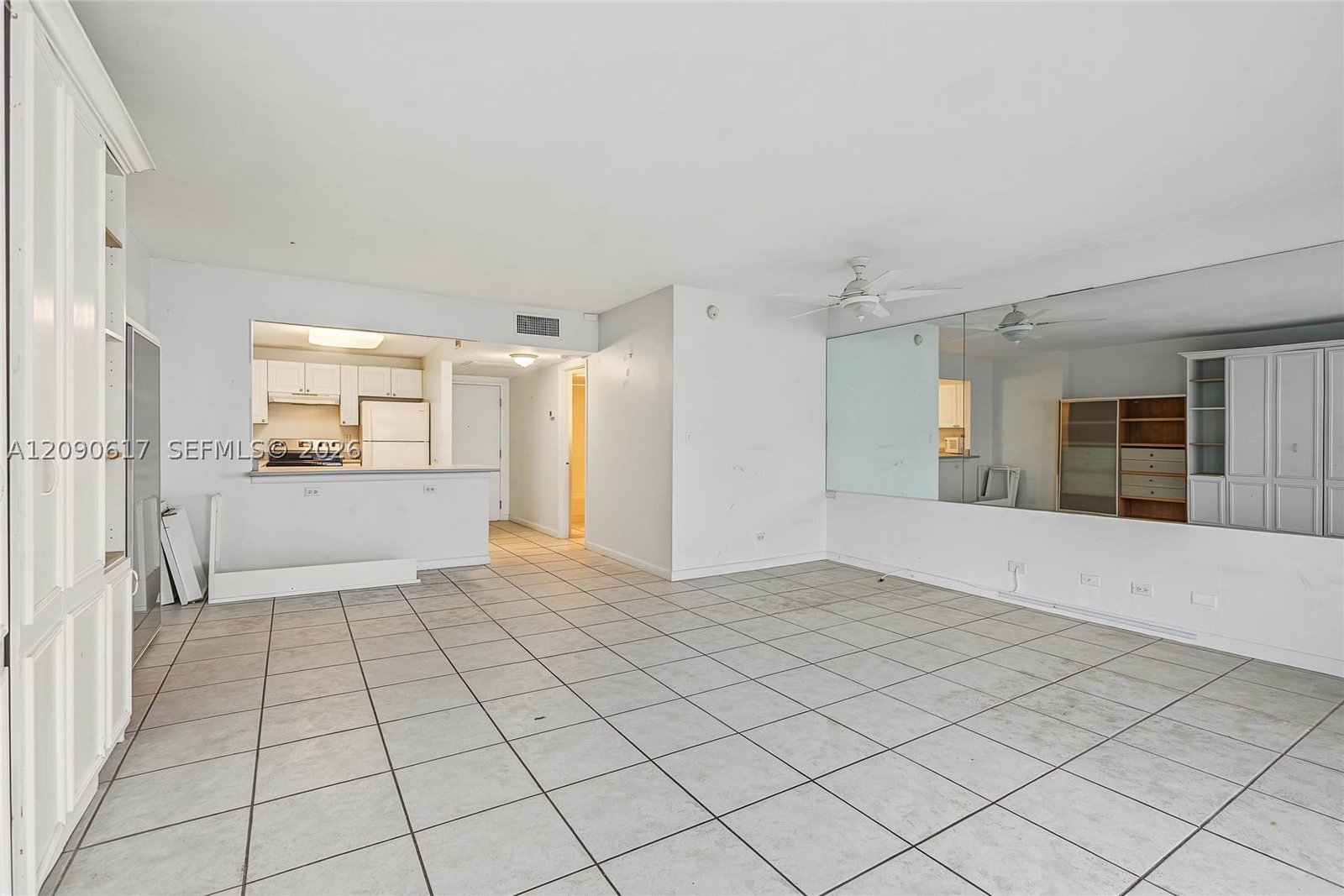 Real estate property located at 2301 Collins Ave #1420, Miami-dade, Roney Palace, Miami Beach, FL