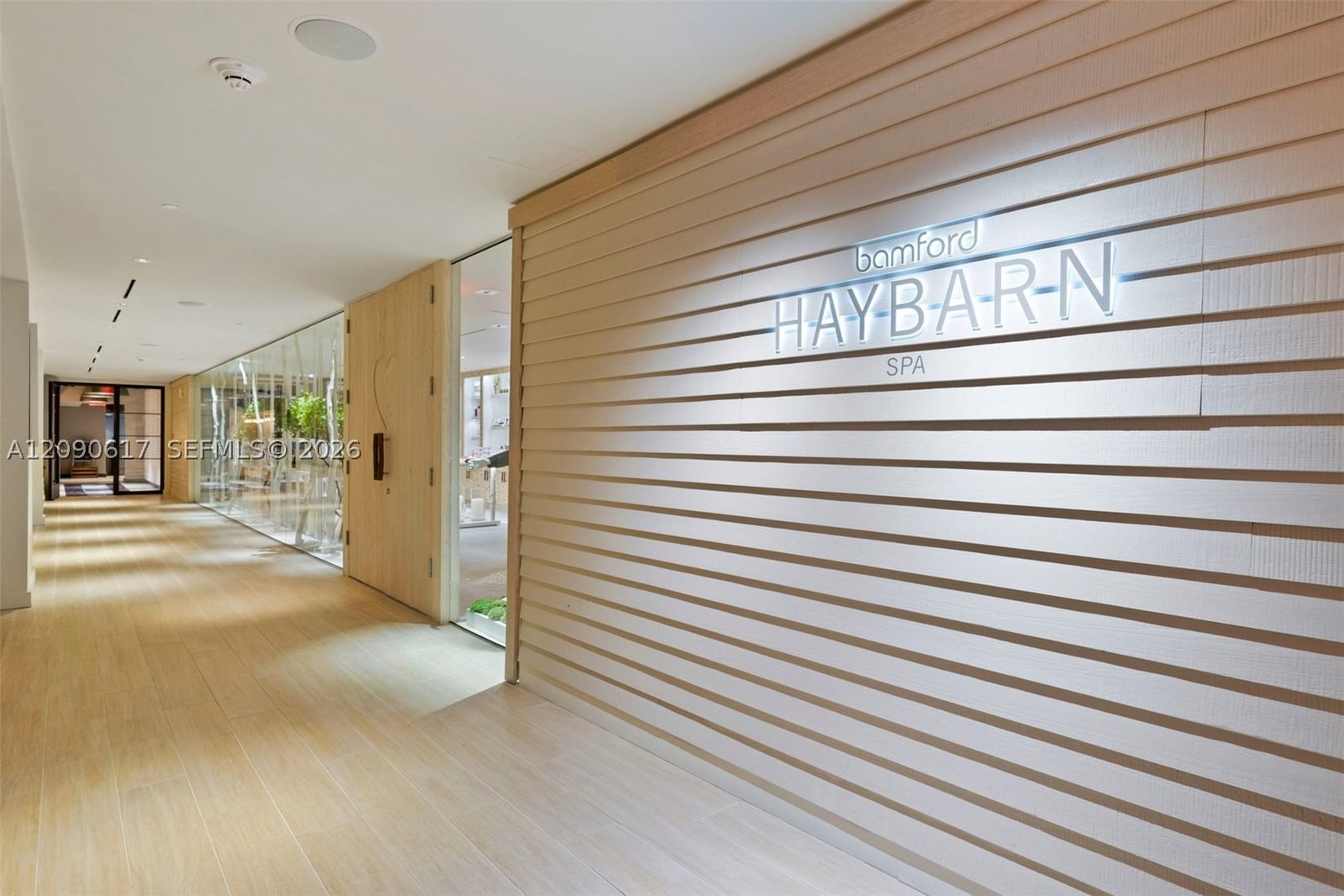 Real estate property located at 2301 Collins Ave #1420, Miami-dade, Roney Palace, Miami Beach, FL