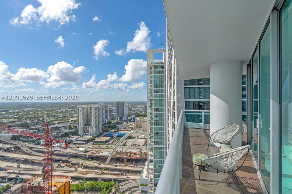 Real estate property located at 900 Biscayne Blvd #4412, Miami-dade, 900 Biscayne Bay Condo, Miami, FL