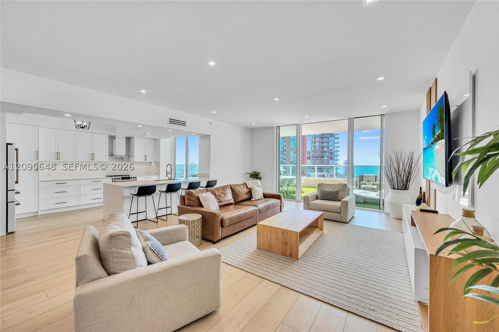 Real estate property located at 3330 190th St UPH11, Miami-dade, Aventura Marina Condo Num, Aventura, FL
