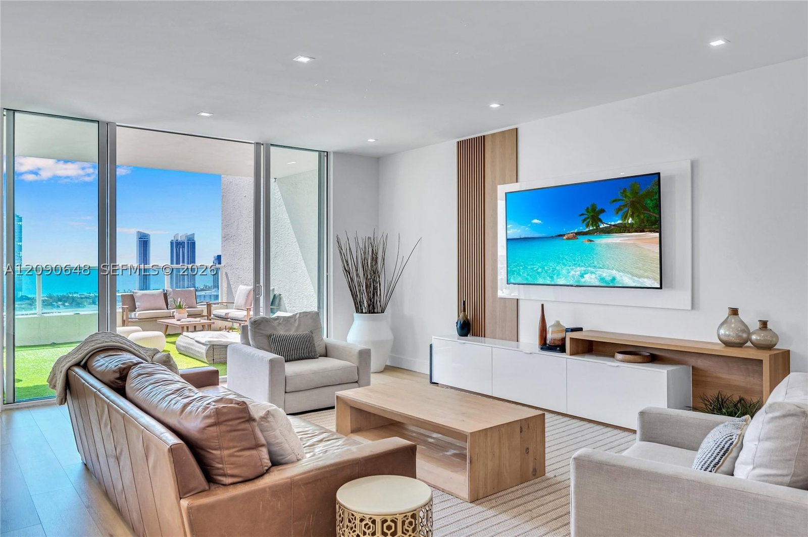 Real estate property located at 3330 190th St UPH11, Miami-dade, Aventura Marina Condo Num, Aventura, FL