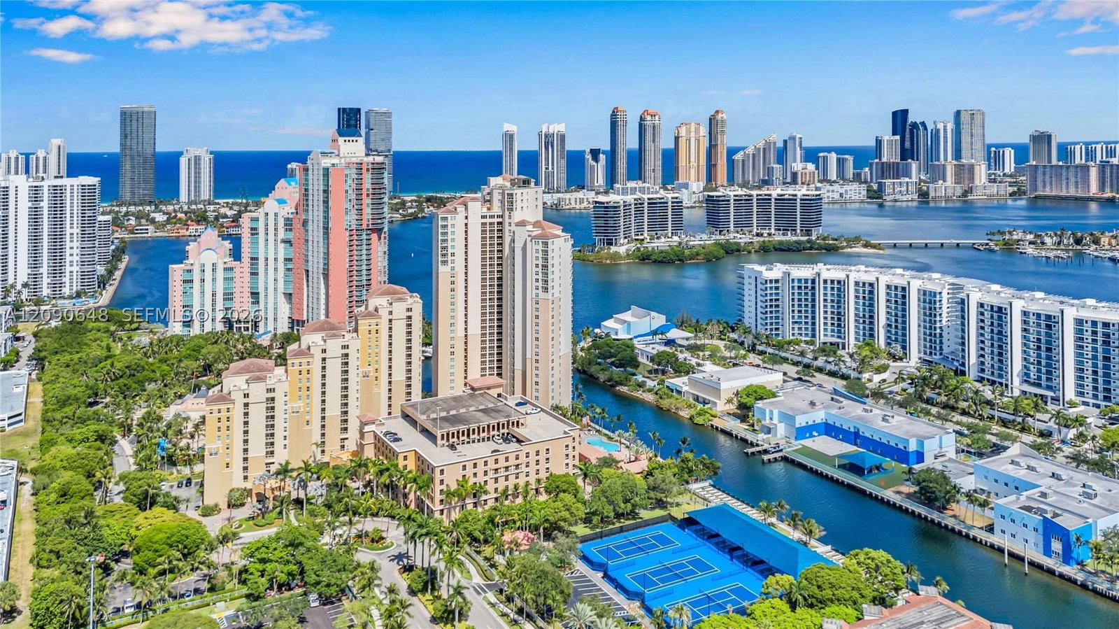 Real estate property located at 3330 190th St UPH11, Miami-dade, Aventura Marina Condo Num, Aventura, FL