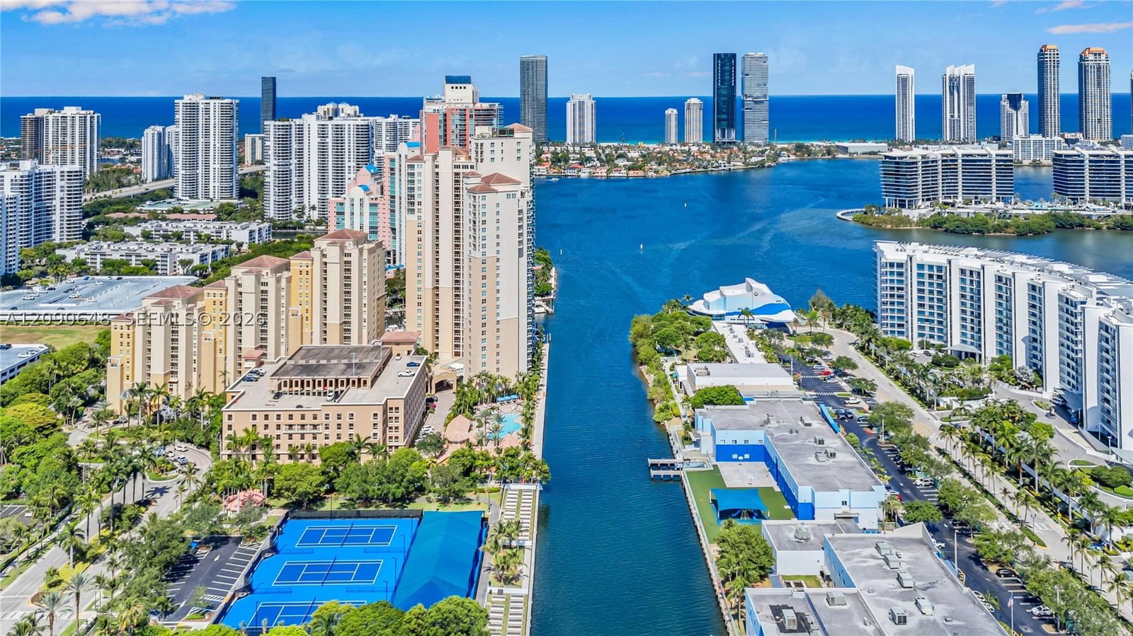 Real estate property located at 3330 190th St UPH11, Miami-dade, Aventura Marina Condo Num, Aventura, FL