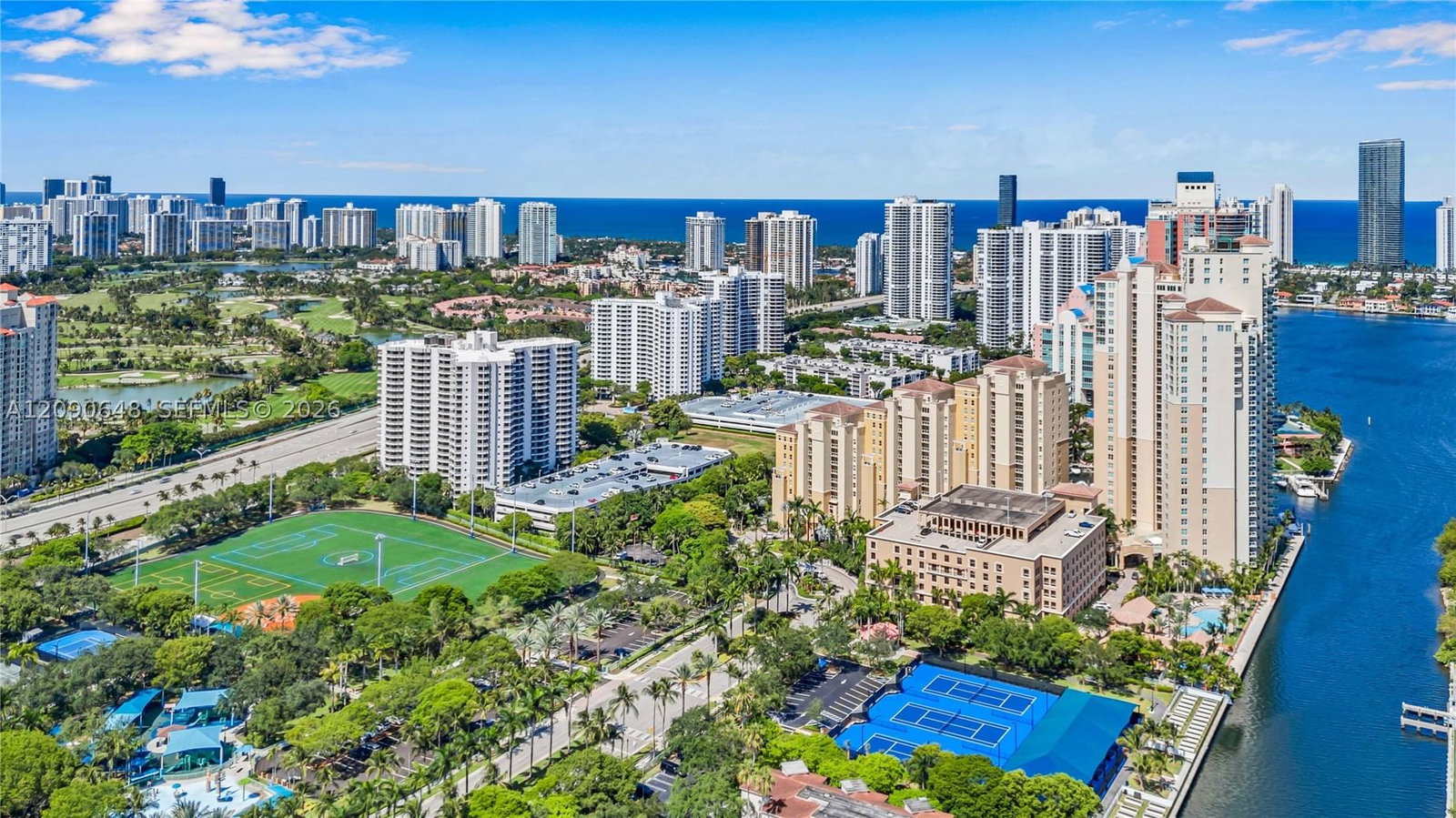 Real estate property located at 3330 190th St UPH11, Miami-dade, Aventura Marina Condo Num, Aventura, FL