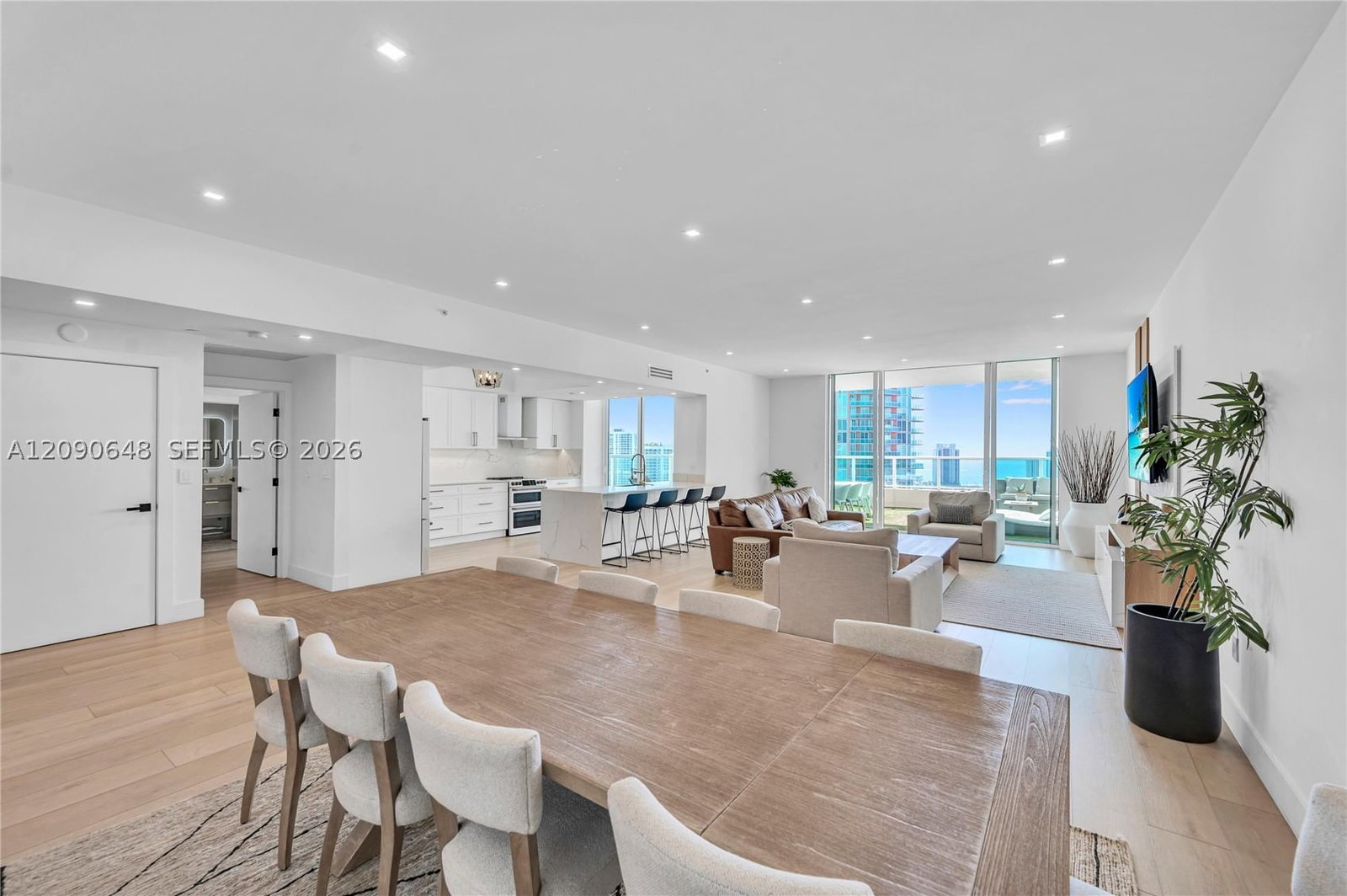Real estate property located at 3330 190th St UPH11, Miami-dade, Aventura Marina Condo Num, Aventura, FL