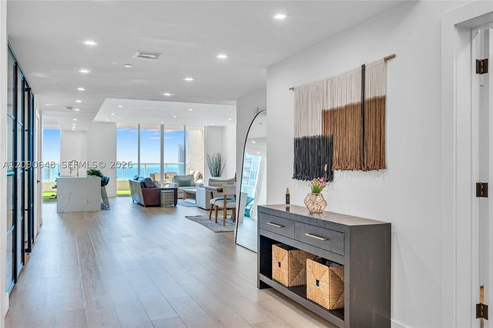 Real estate property located at 3330 190th St UPH11, Miami-dade, Aventura Marina Condo Num, Aventura, FL