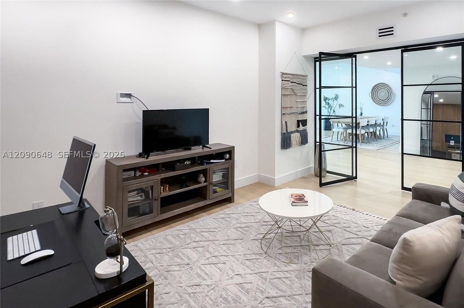 Real estate property located at 3330 190th St UPH11, Miami-dade, Aventura Marina Condo Num, Aventura, FL