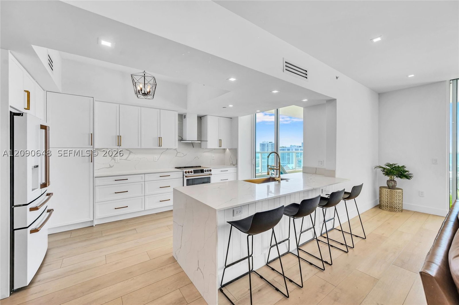 Real estate property located at 3330 190th St UPH11, Miami-dade, Aventura Marina Condo Num, Aventura, FL