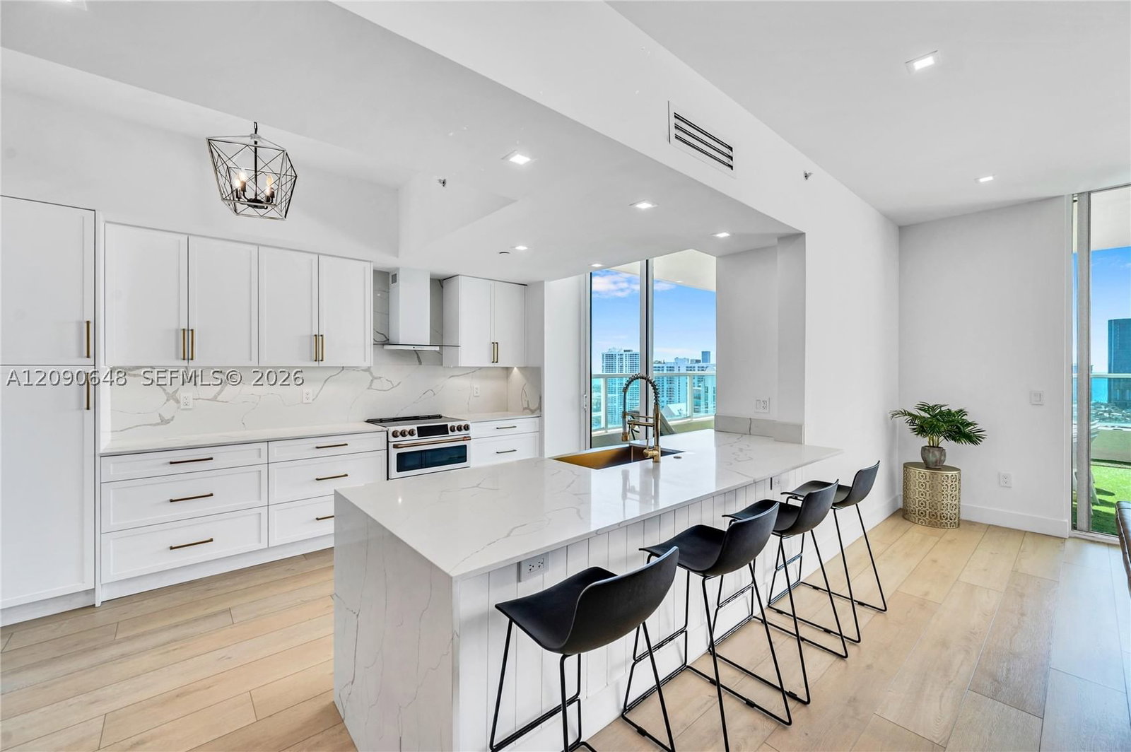 Real estate property located at 3330 190th St UPH11, Miami-dade, Aventura Marina Condo Num, Aventura, FL