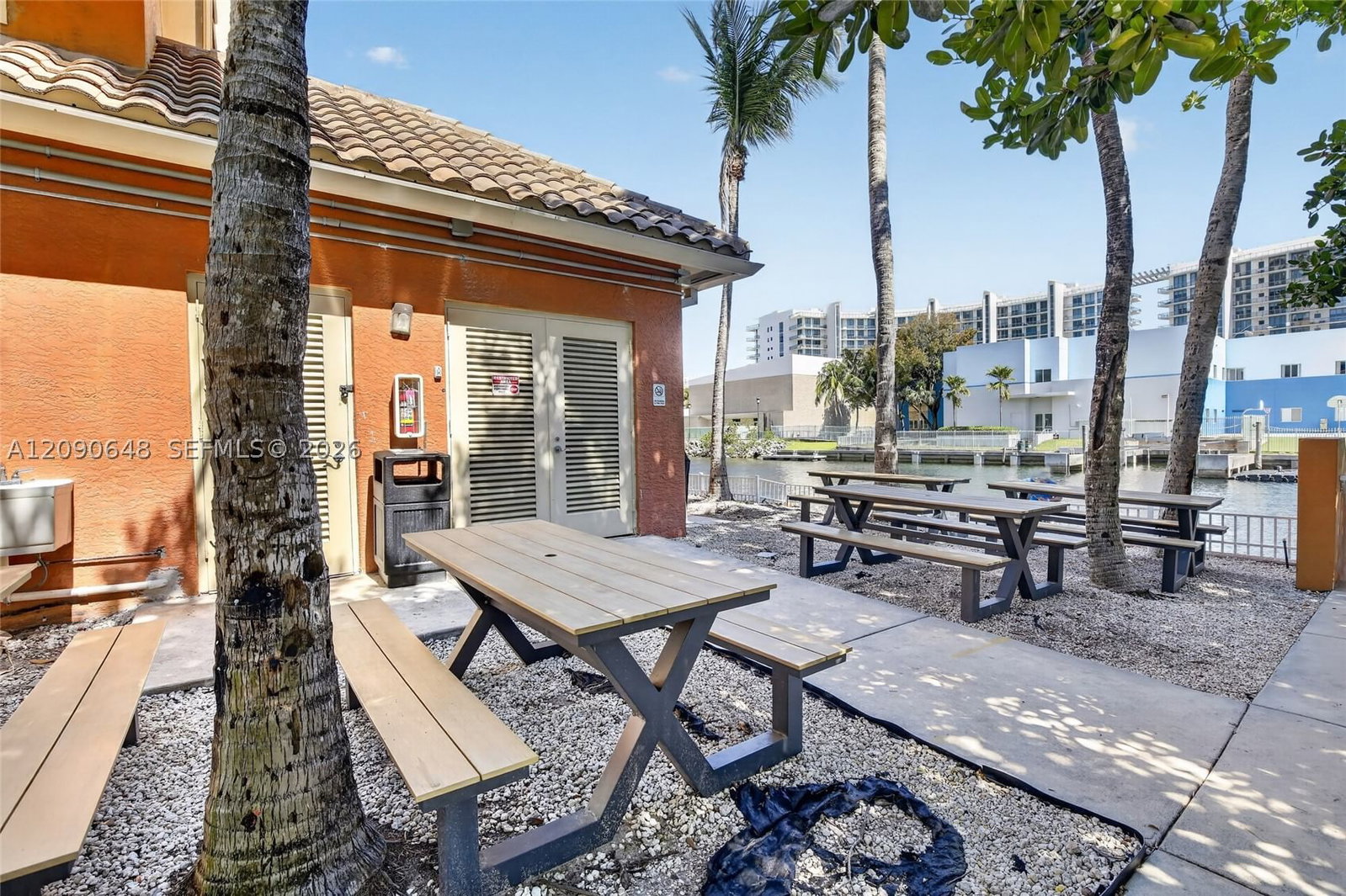 Real estate property located at 3330 190th St UPH11, Miami-dade, Aventura Marina Condo Num, Aventura, FL