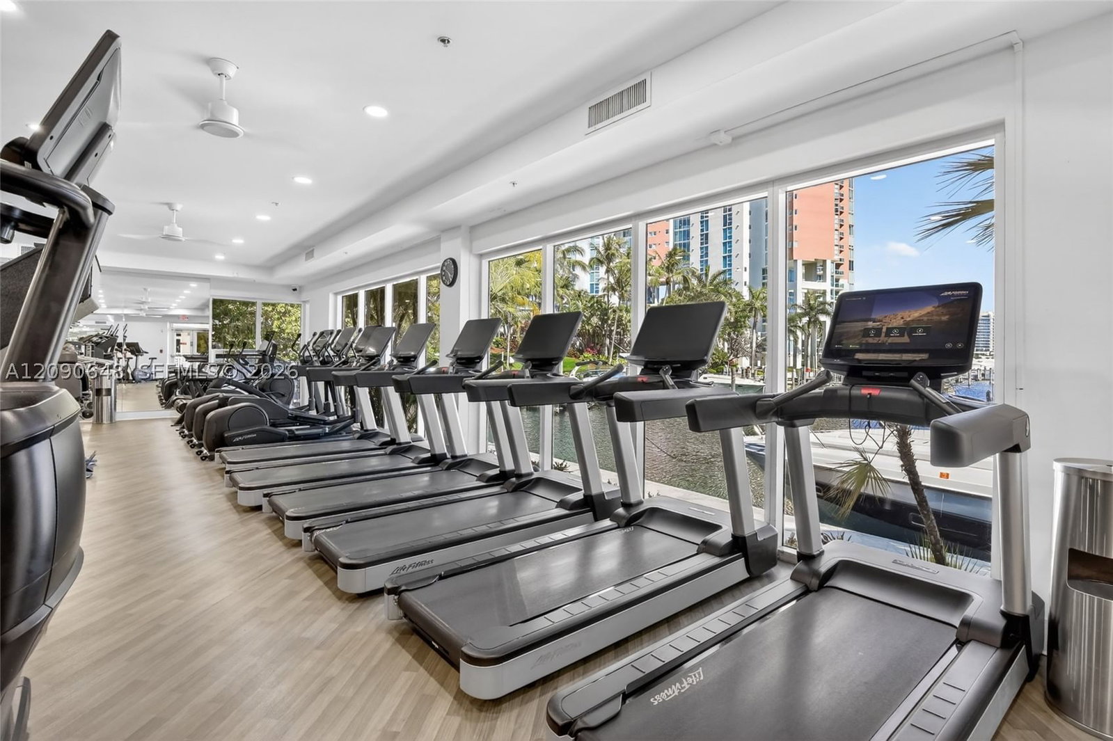 Real estate property located at 3330 190th St UPH11, Miami-dade, Aventura Marina Condo Num, Aventura, FL