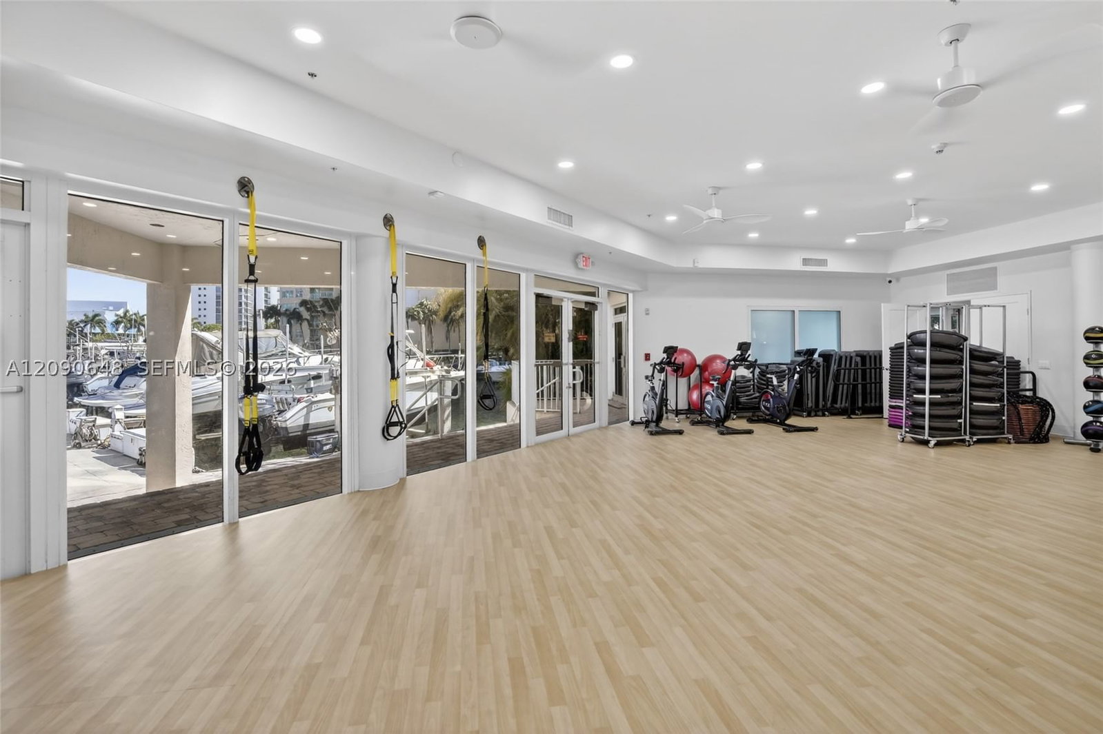 Real estate property located at 3330 190th St UPH11, Miami-dade, Aventura Marina Condo Num, Aventura, FL