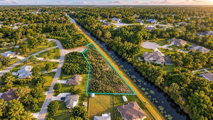 Real estate property located at 1126/1128 CAPP CT, Lee, Leigh Acres Unit 4, Lehigh Acres, FL