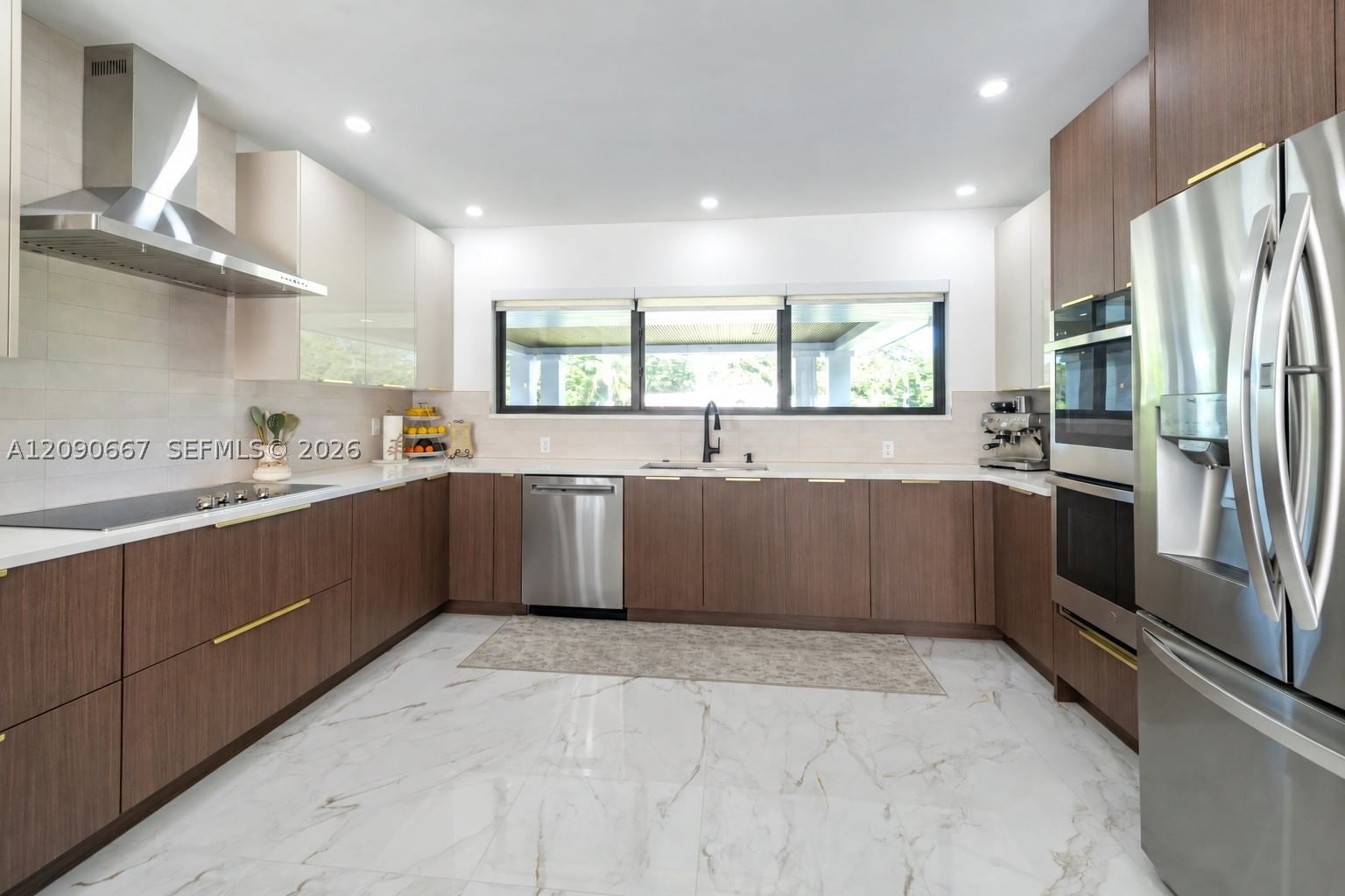 Real estate property located at 20 Hibiscus Ct, Broward, Plantation Second Sec Ame, Plantation, FL