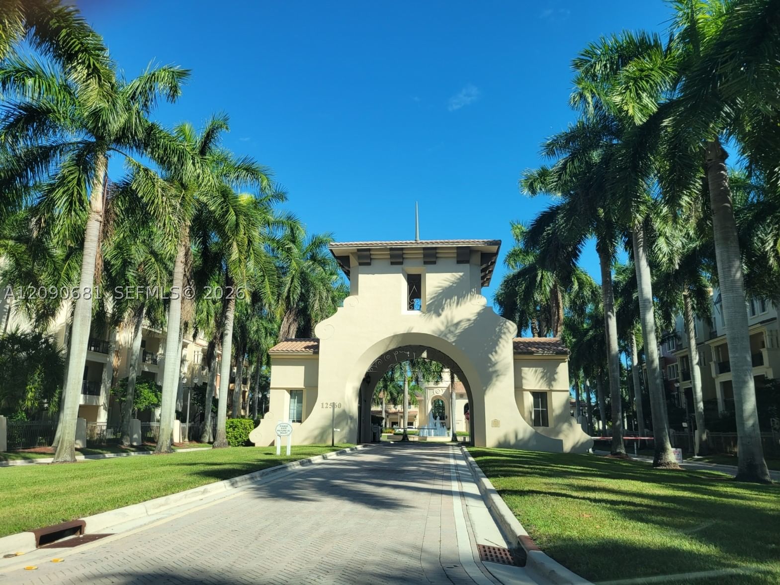 Real estate property located at 3020 125th Ave #319, Broward, Villa Flora Condo, Sunrise, FL