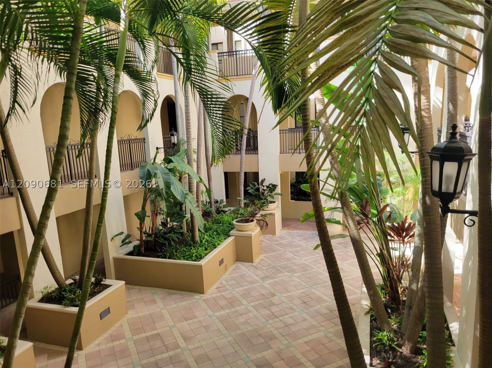 Real estate property located at 3020 125th Ave #319, Broward, Villa Flora Condo, Sunrise, FL